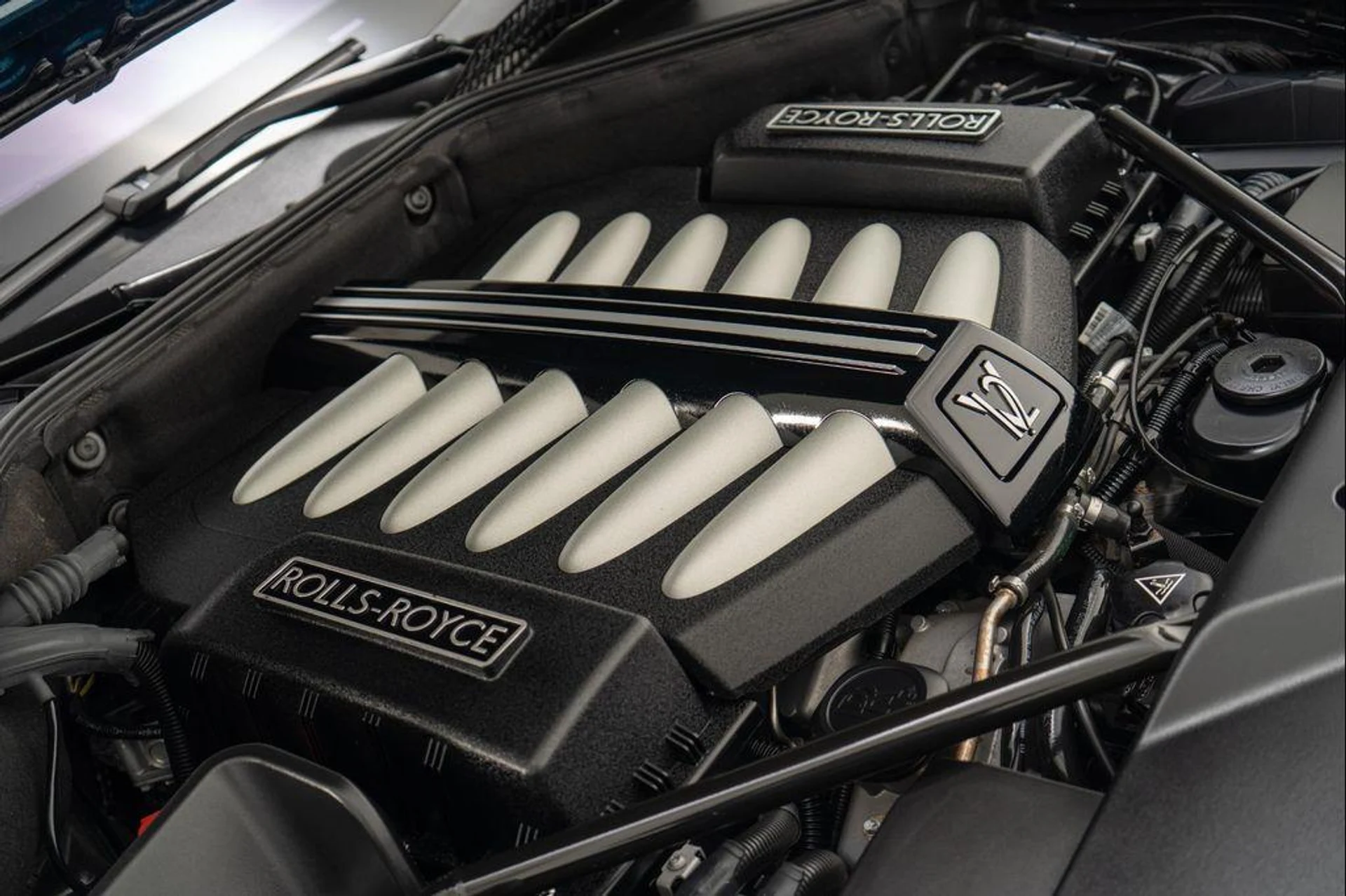 mph045_3530300606_k_I_Zh_N_Ebr_O91o_Fa9_BJ_Mf_BH_5h_D44_79defbbf93