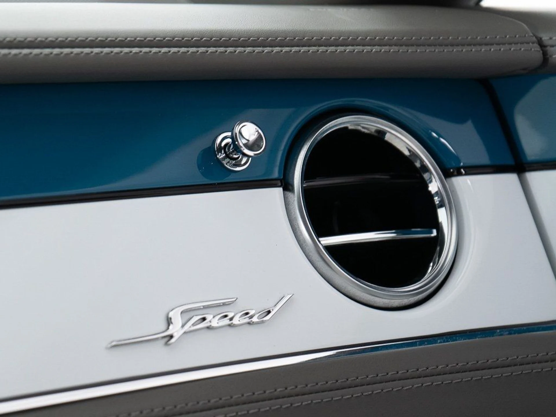 mph045_3566648023_019aa184a7085d01a9bb053d4aa5aa30_3f9f0f7537