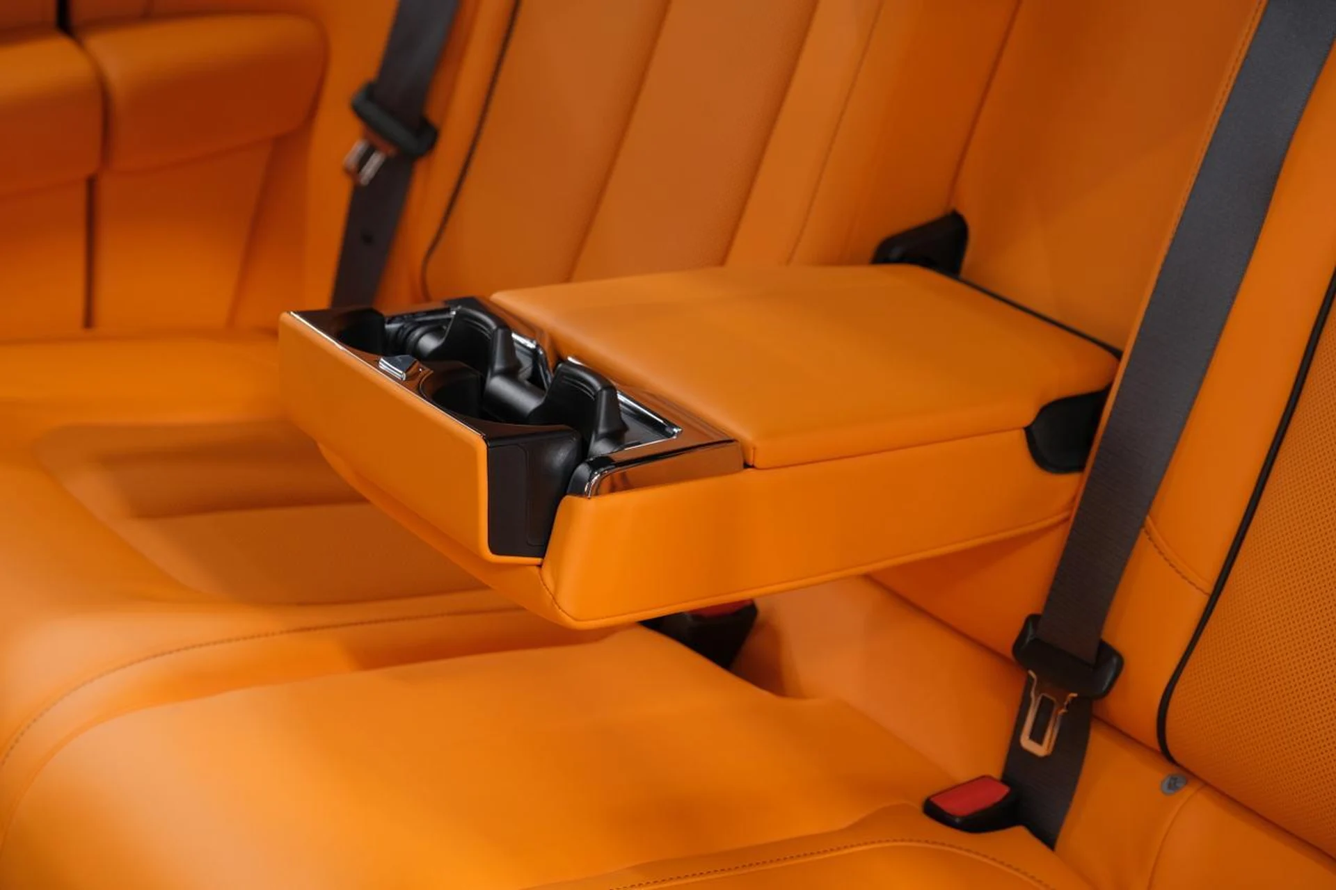 mph045_3570339301_ea8e9db382981286e976fa401074481d_3542db6dce