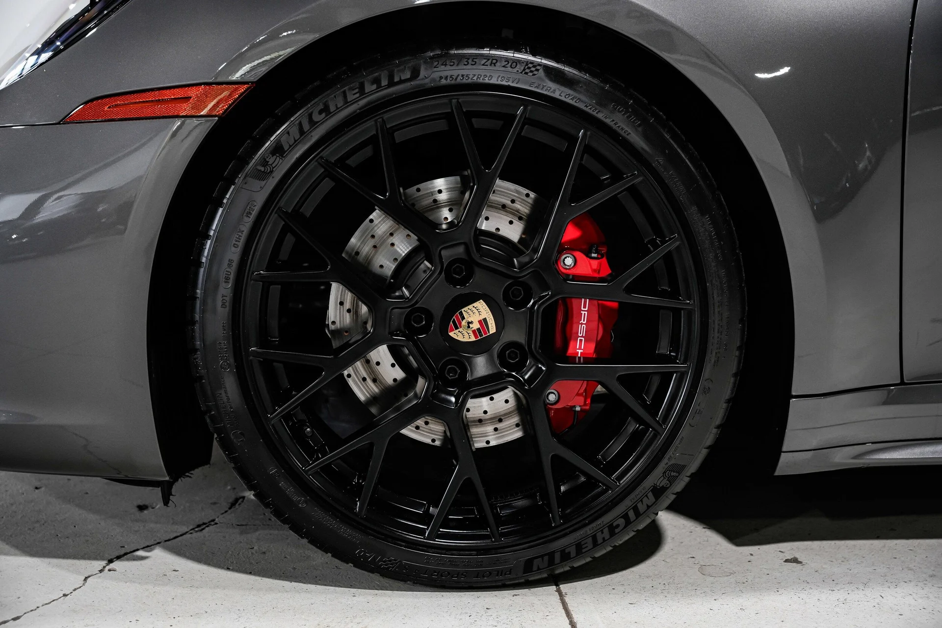 mph045_358526688_179e93e46bd7a18d753122433b89631cx_0aac12e832