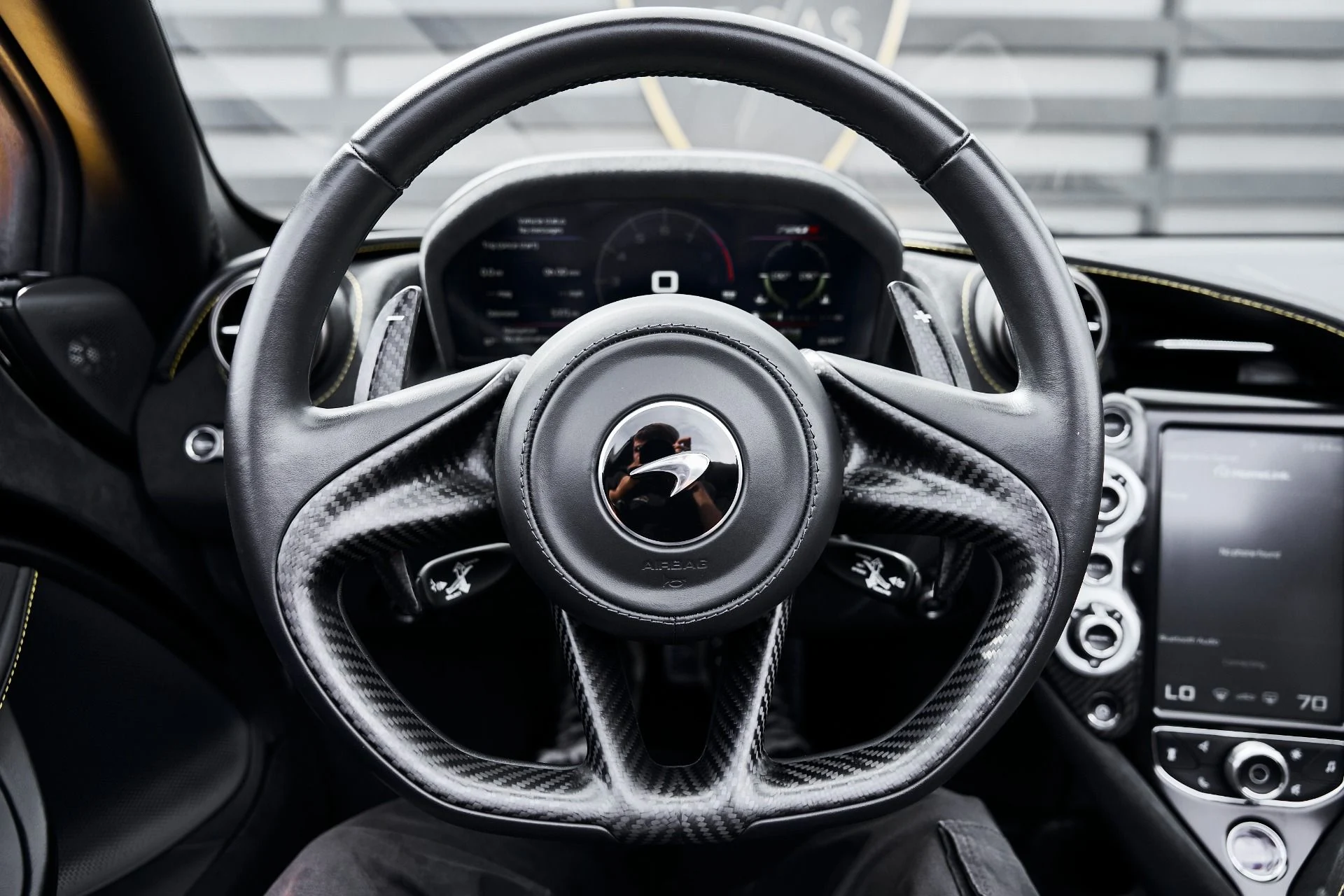 mph045_358782263_Used_2021_Mc_Laren_720_S_1775521565_edf8ac7e58