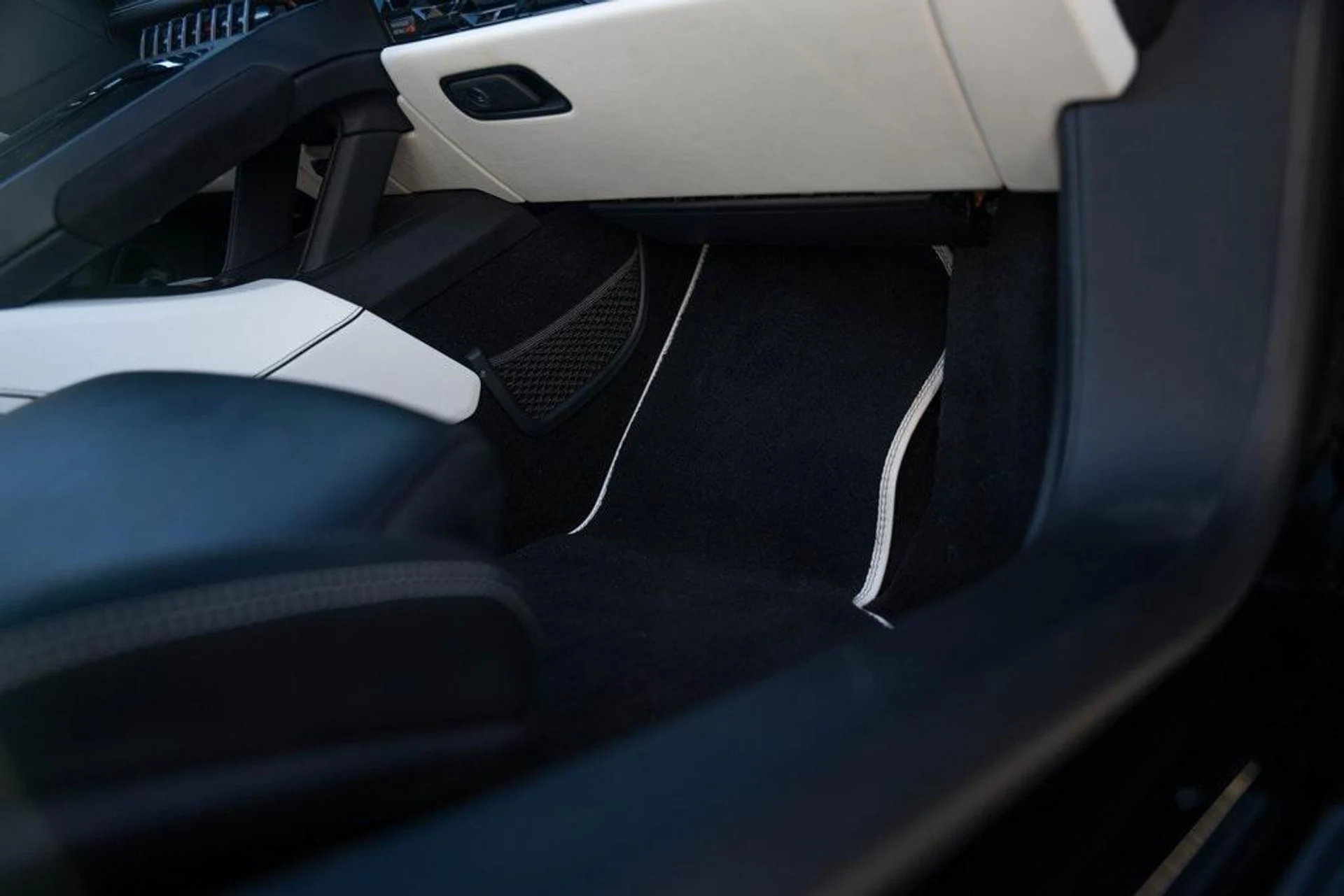 mph045_3591092793_0_S1gzn3w_T_Lg_CT_6_Eyn_R2t_X_Es_Agr_Q_fd073a82c9