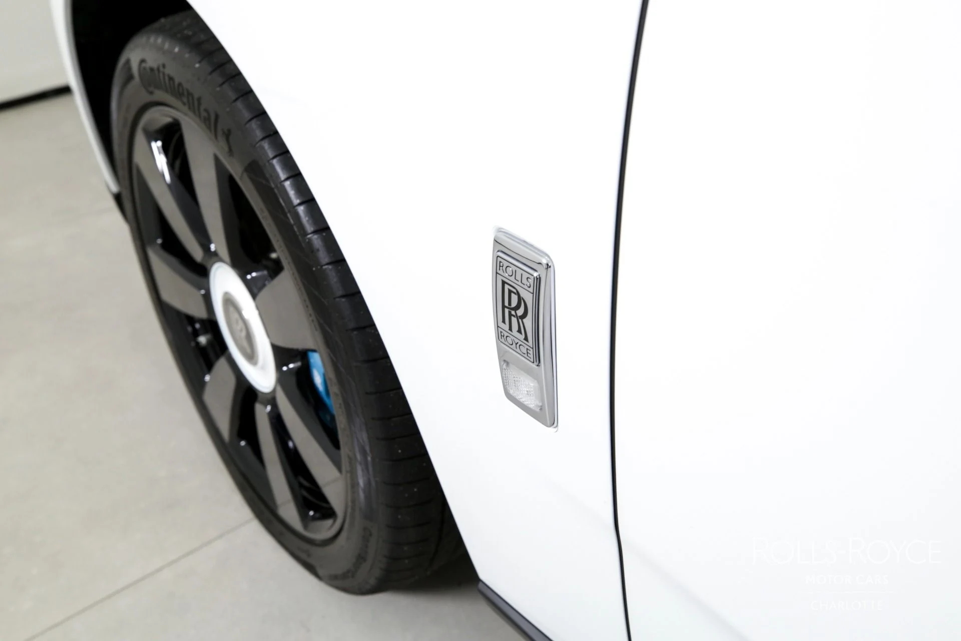 mph045_3611340334_Used_2023_Rolls_Royce_Cullinan_1709308127_10aff1d782