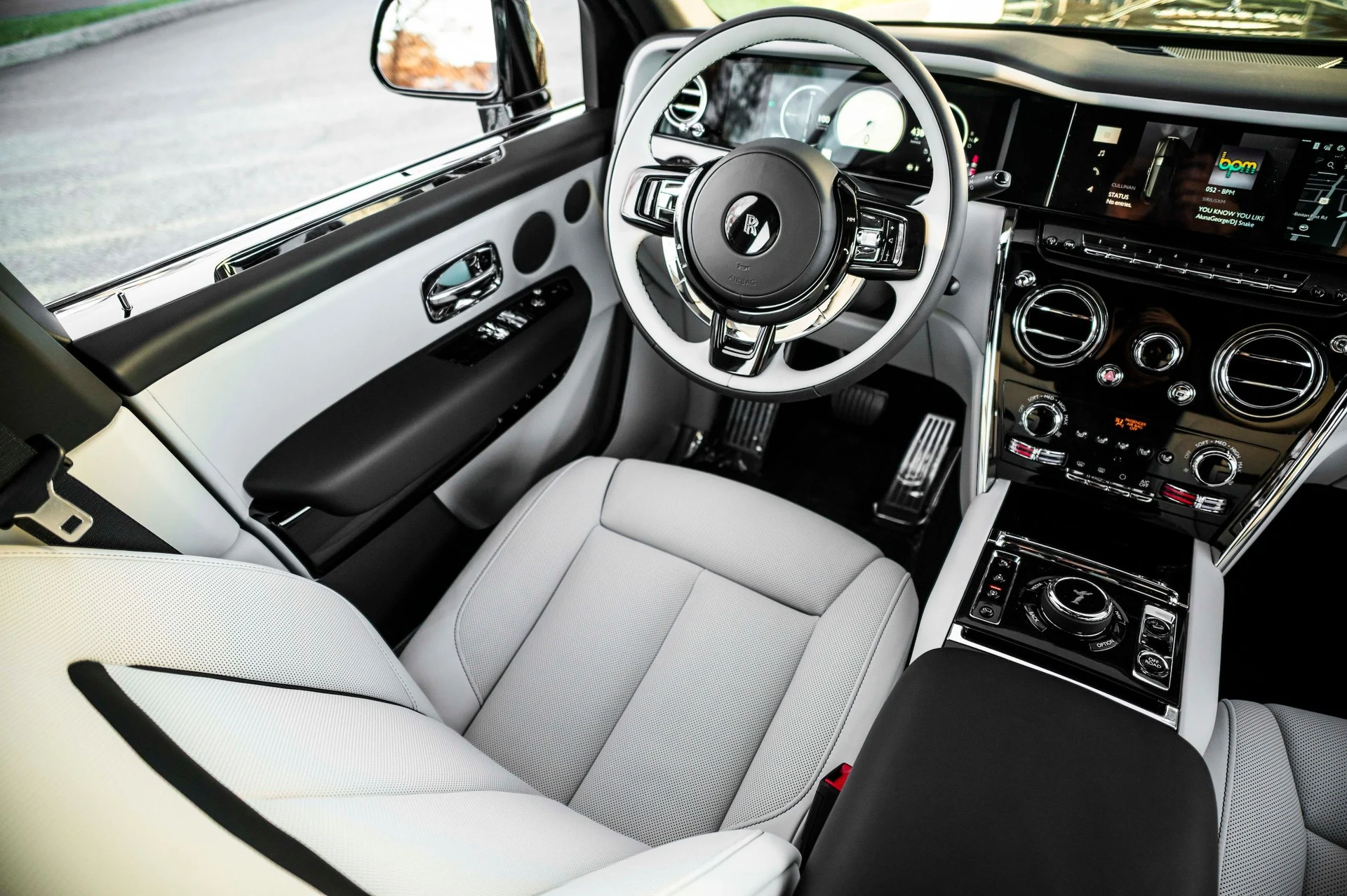 mph045_3637693510_6961d1a31fa945f28a8220aac70c918f_9256a45a6f