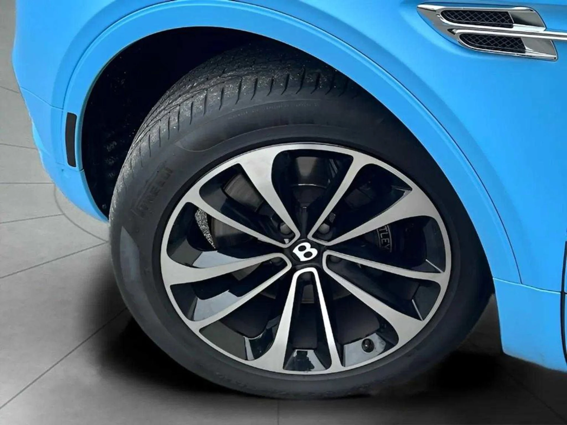 mph045_3637726732_d8b86caf0bff541b76464fc571cc592cx_f646724167