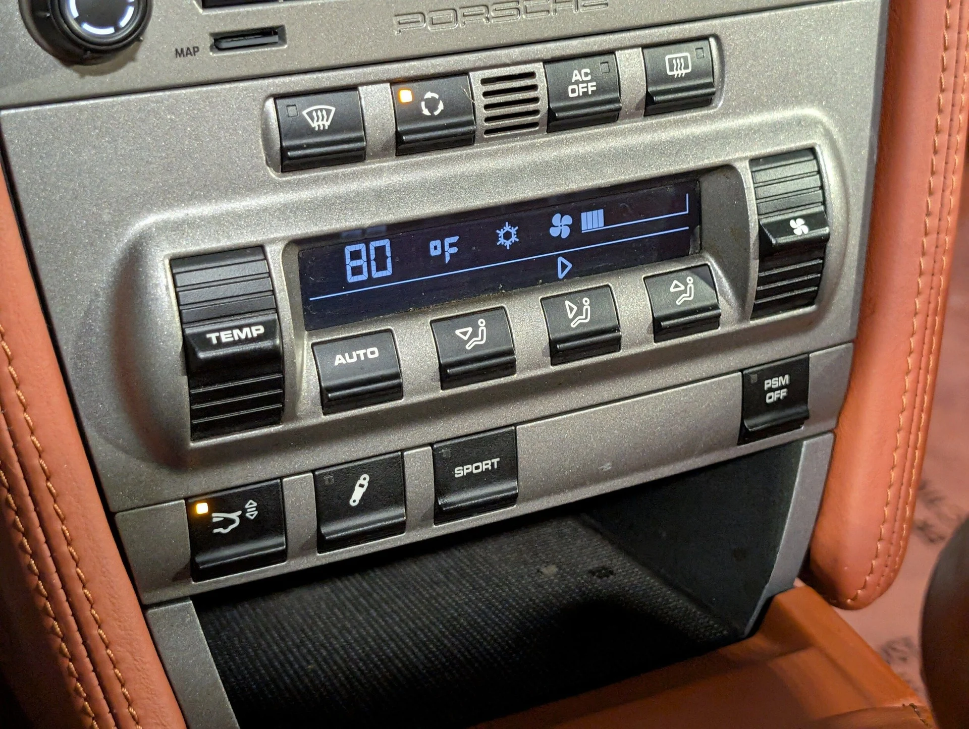 mph045_3639044975_7e0befb93a1ec316f6d40a516a414dcfx_55b1e064cd