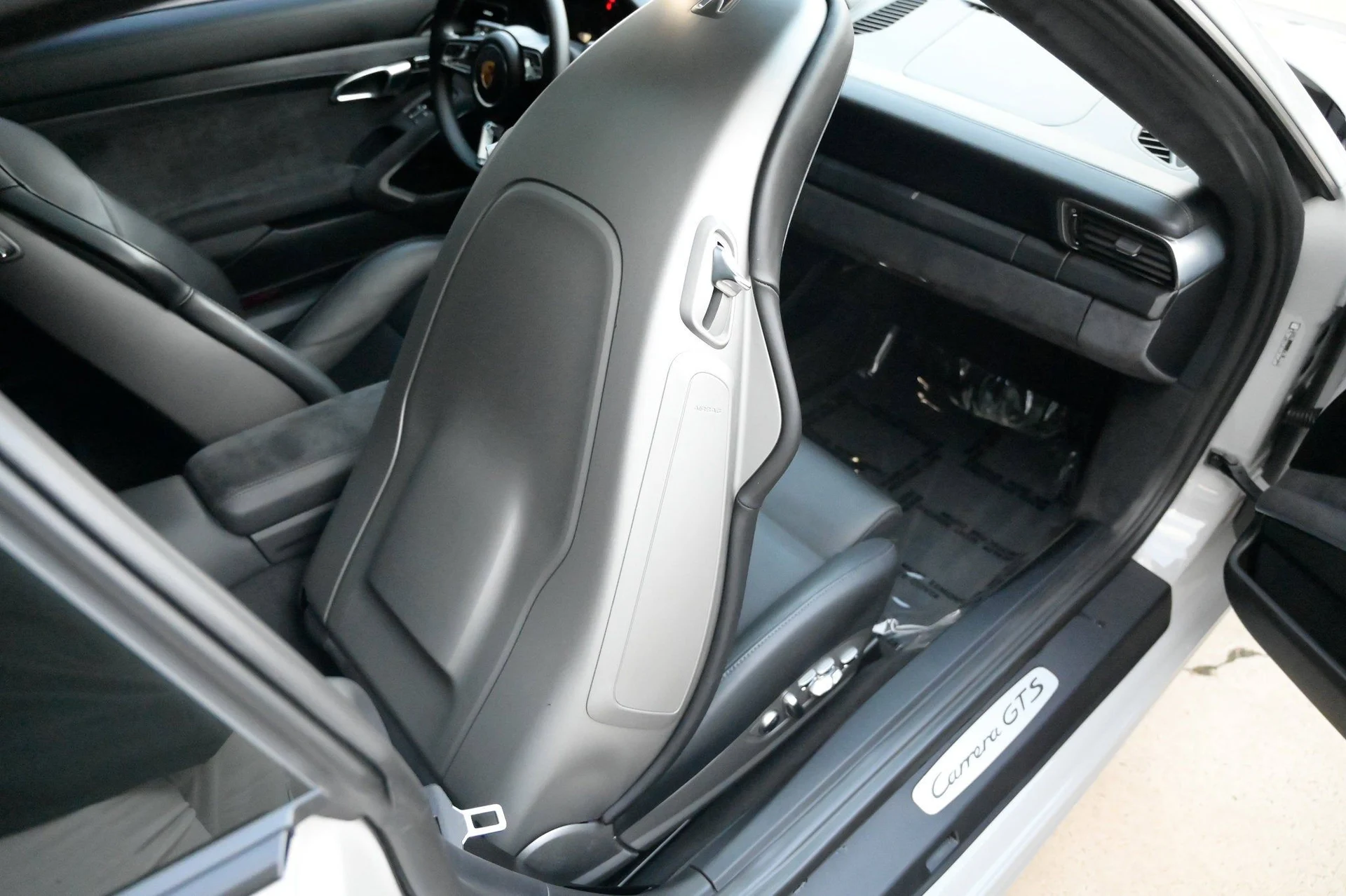 mph045_3649825762_15257c91f2b14de3ace2204b9a73fc02_047eb61878