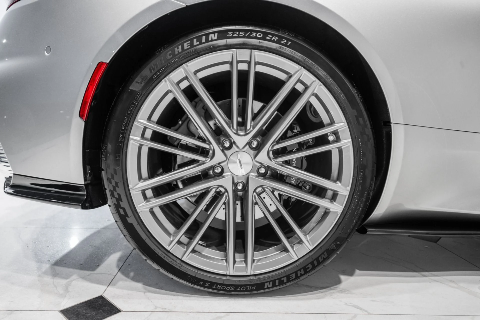 mph045_3668581729_New_2026_Aston_Martin_DB_12_S_1783088836_8da7bd80ef