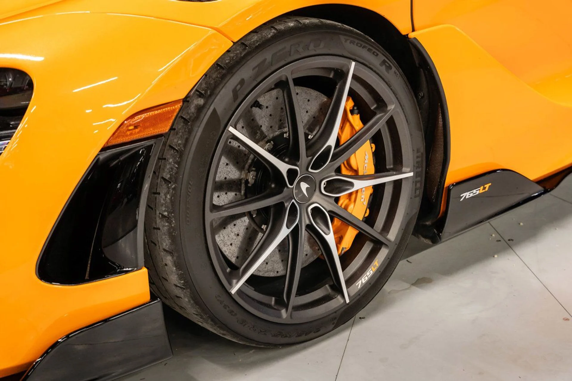 mph045_3669353913_mclaren_765lt_2021_726e3a489a