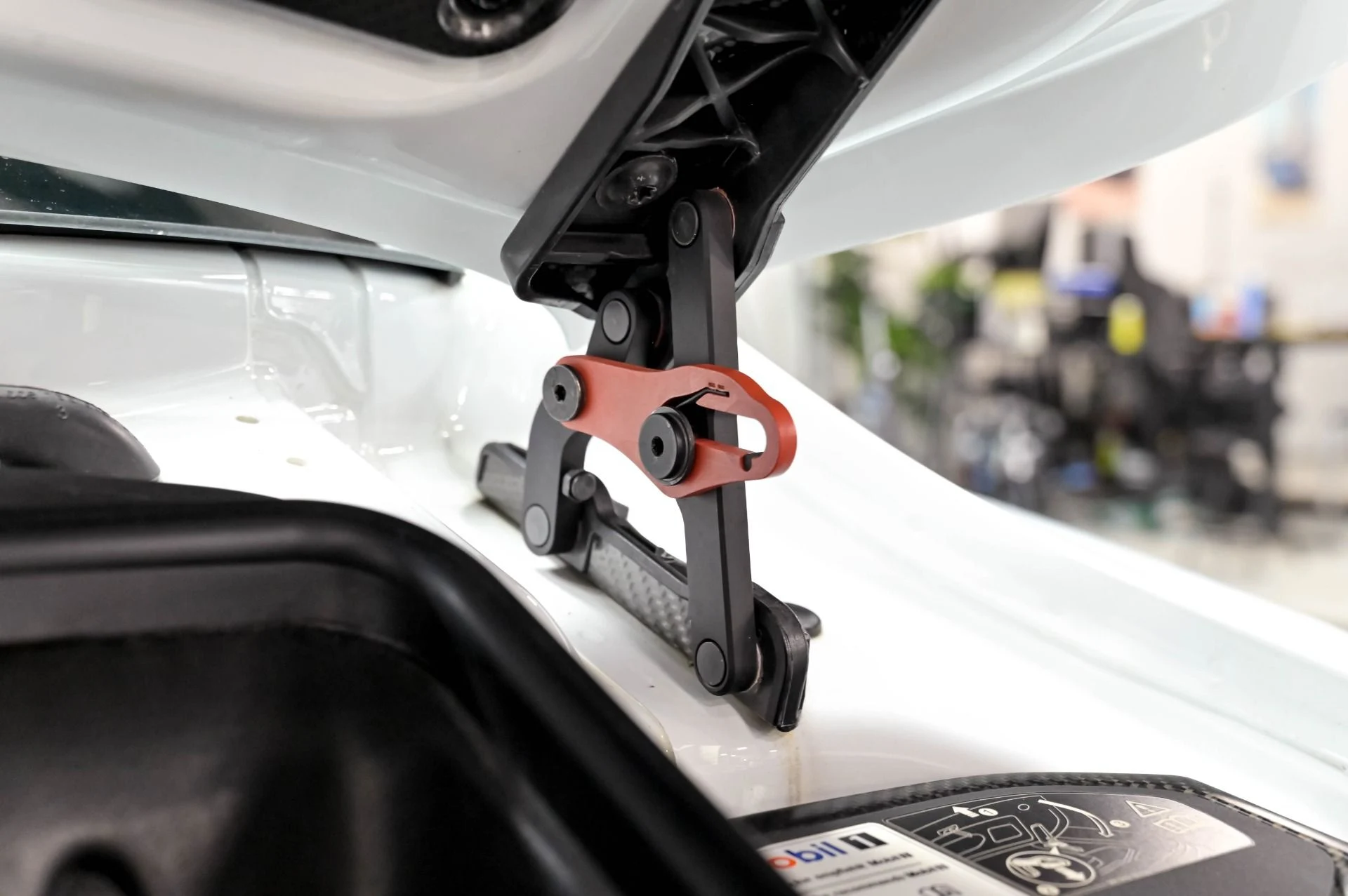mph045_36846526_Used_2018_Porsche_911_GT_3_1778195447_4718aa8529