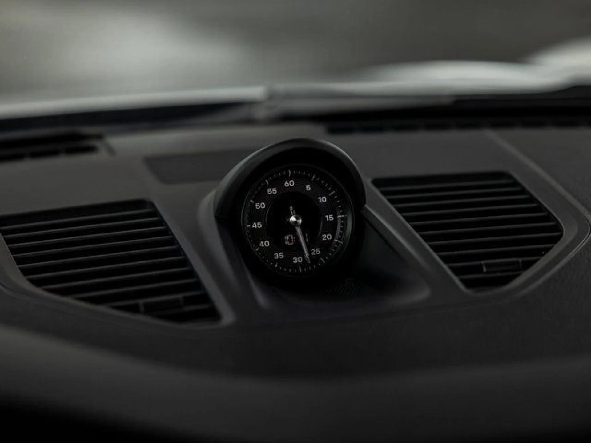 mph045_3705347862_46_8b481be09f