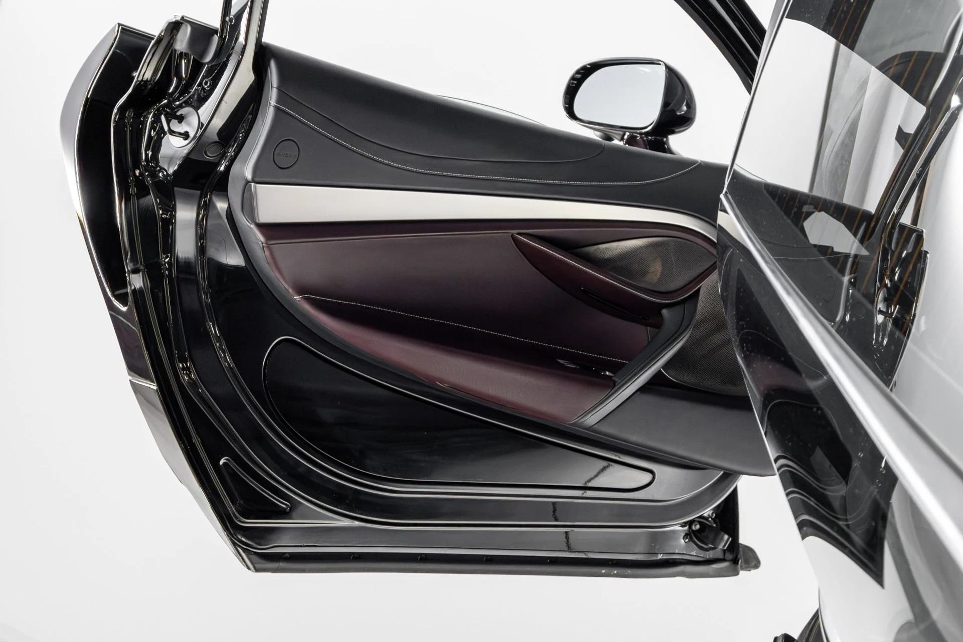 mph045_3710789792_Used_2018_Mc_Laren_720_S_1772589485_61fa0d2c39