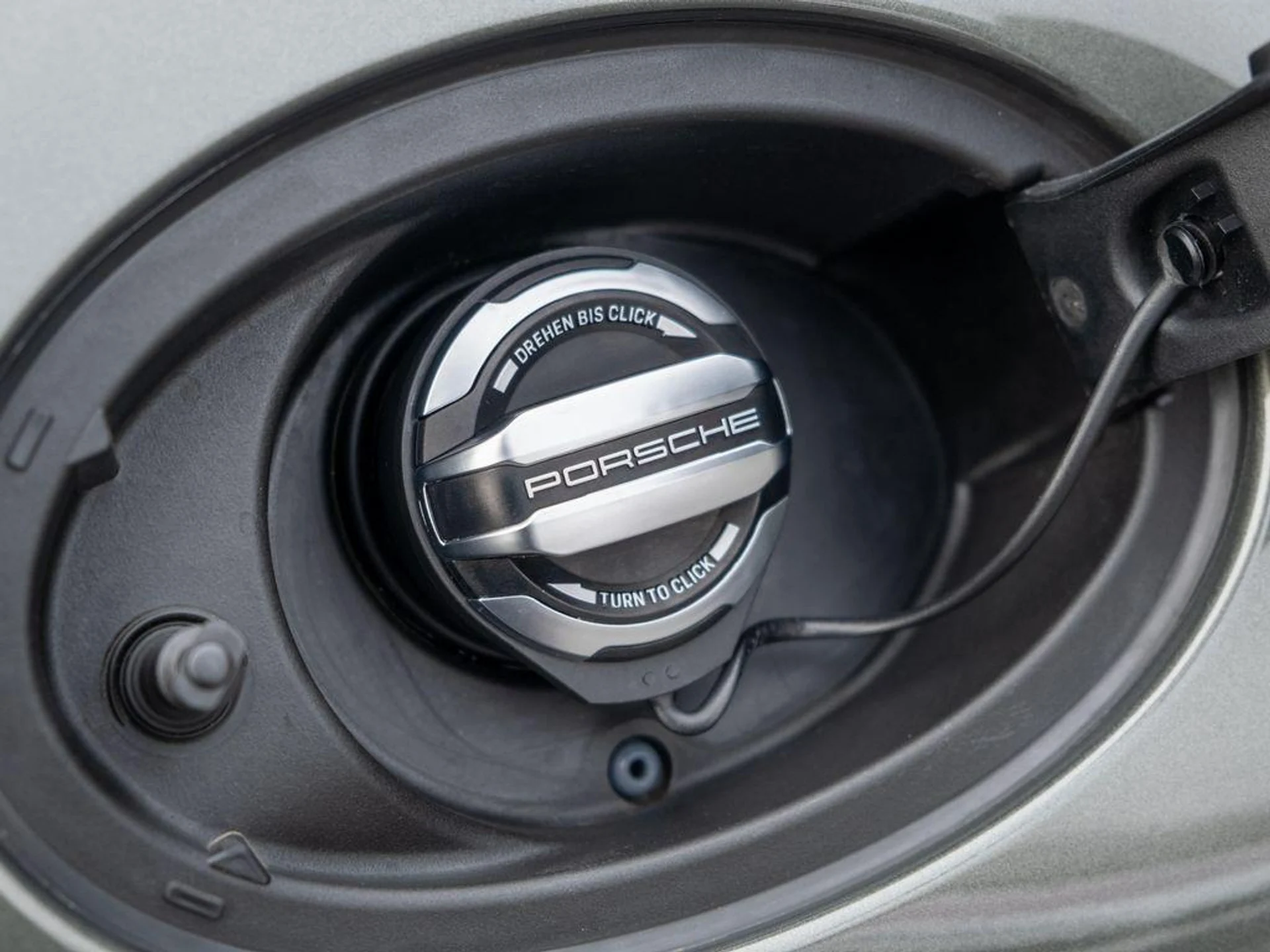 mph045_3741736393_AZZUVG_8_LXZ_0zm_Qz1t_S8a7_LE_Sp_DY_5b4e73df0d