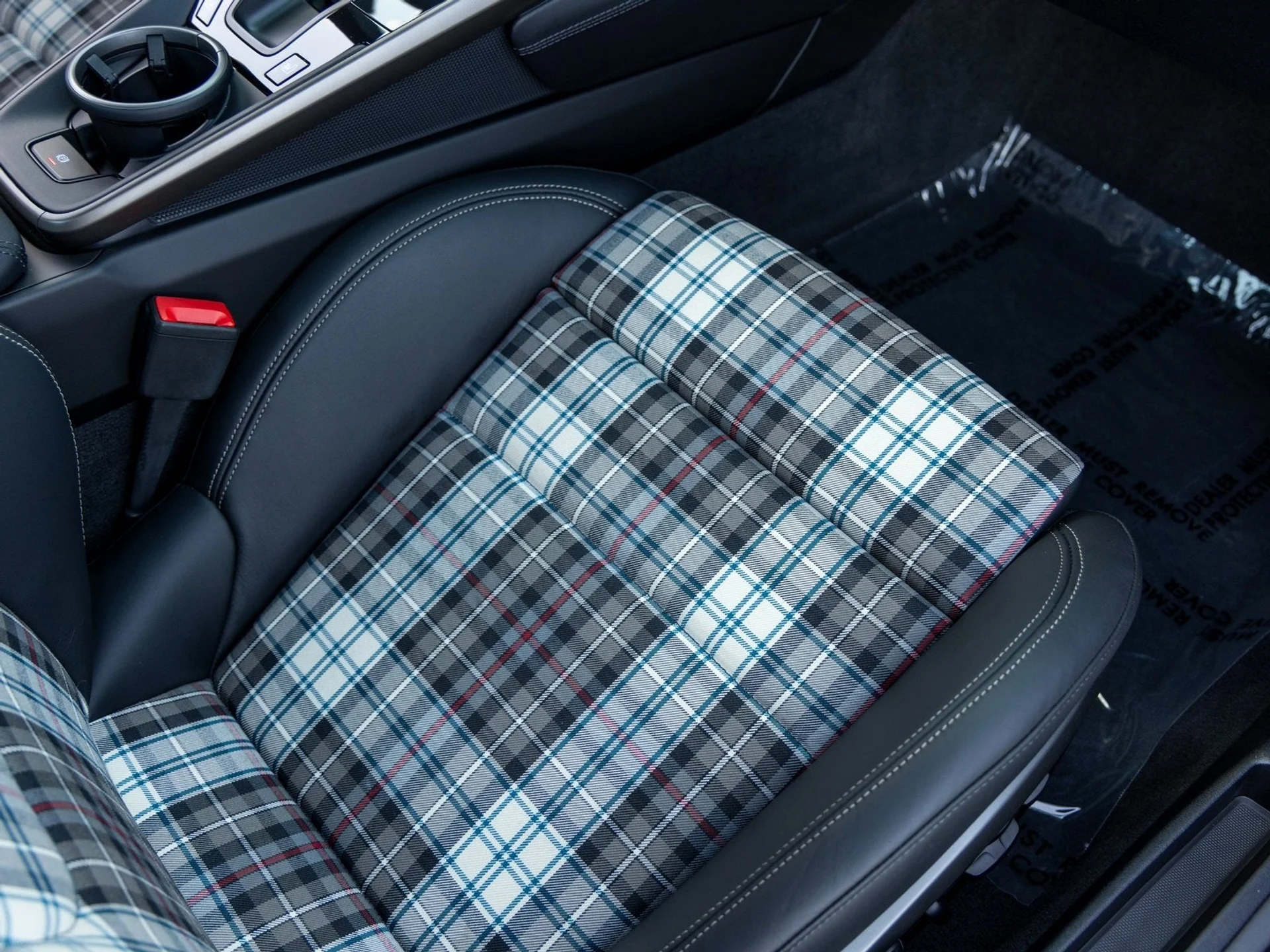 mph045_3750249030_46_3c8c09fe18