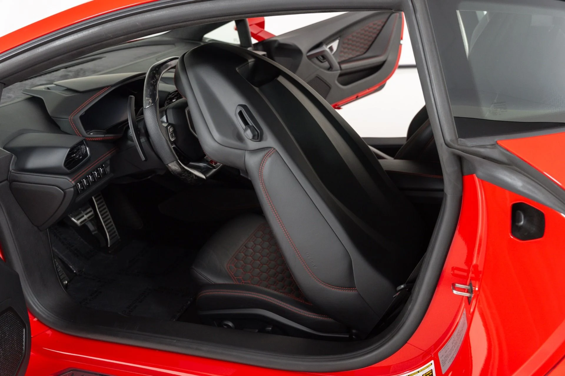 mph045_3768169442_Used_2017_Lamborghini_Huracan_LP_580_2_1787346288_2b6d4c1972