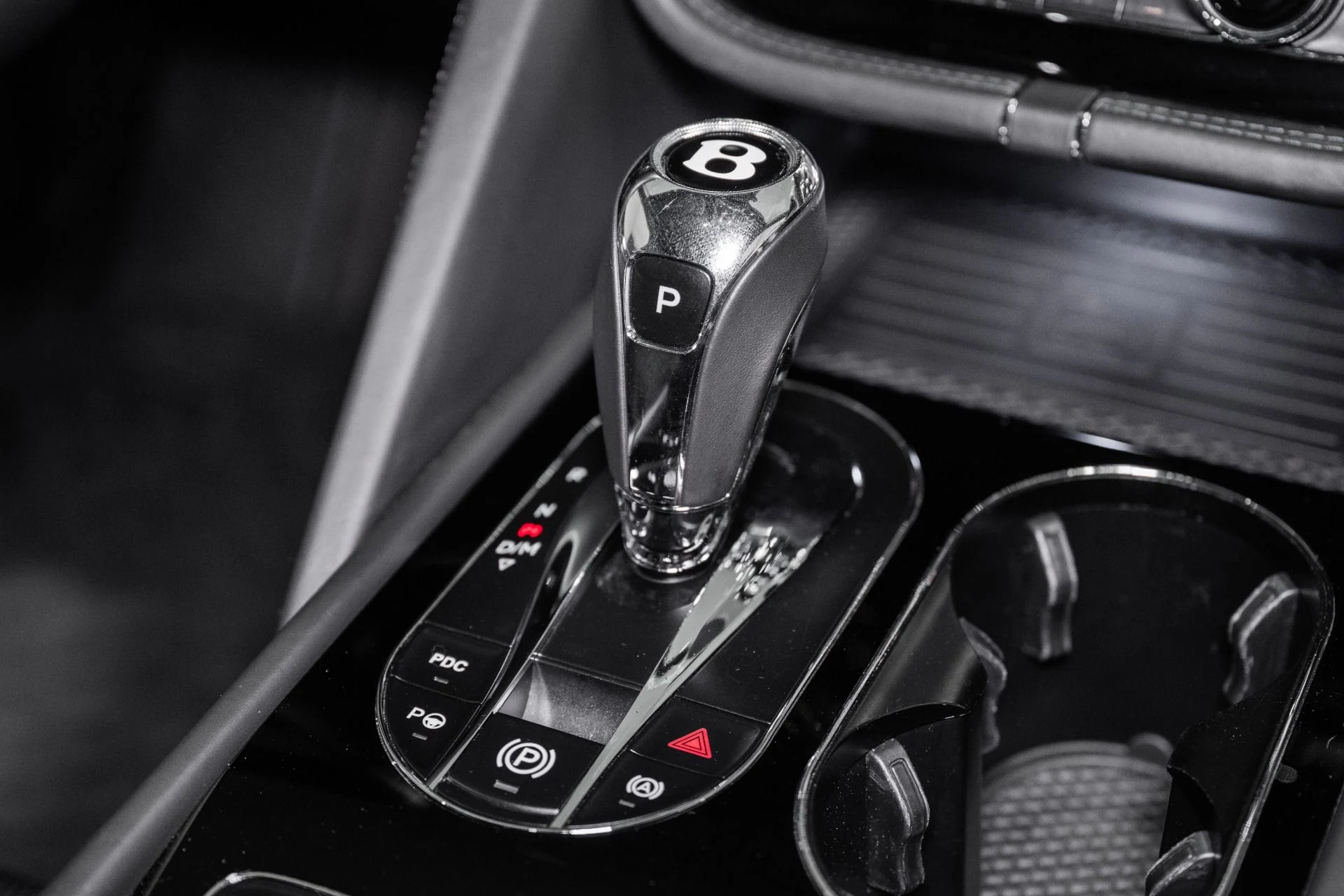 mph045_3770638152_Used_2022_Bentley_Bentayga_S_1782792114_2d4f1b6590