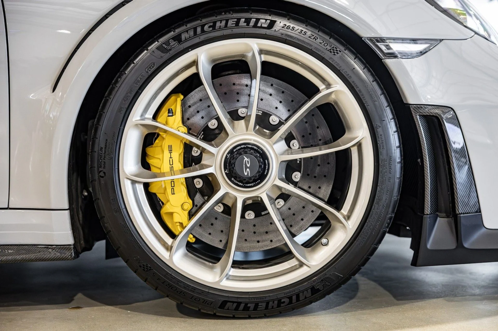 mph045_3791153248_Nw_0f3bba7e24