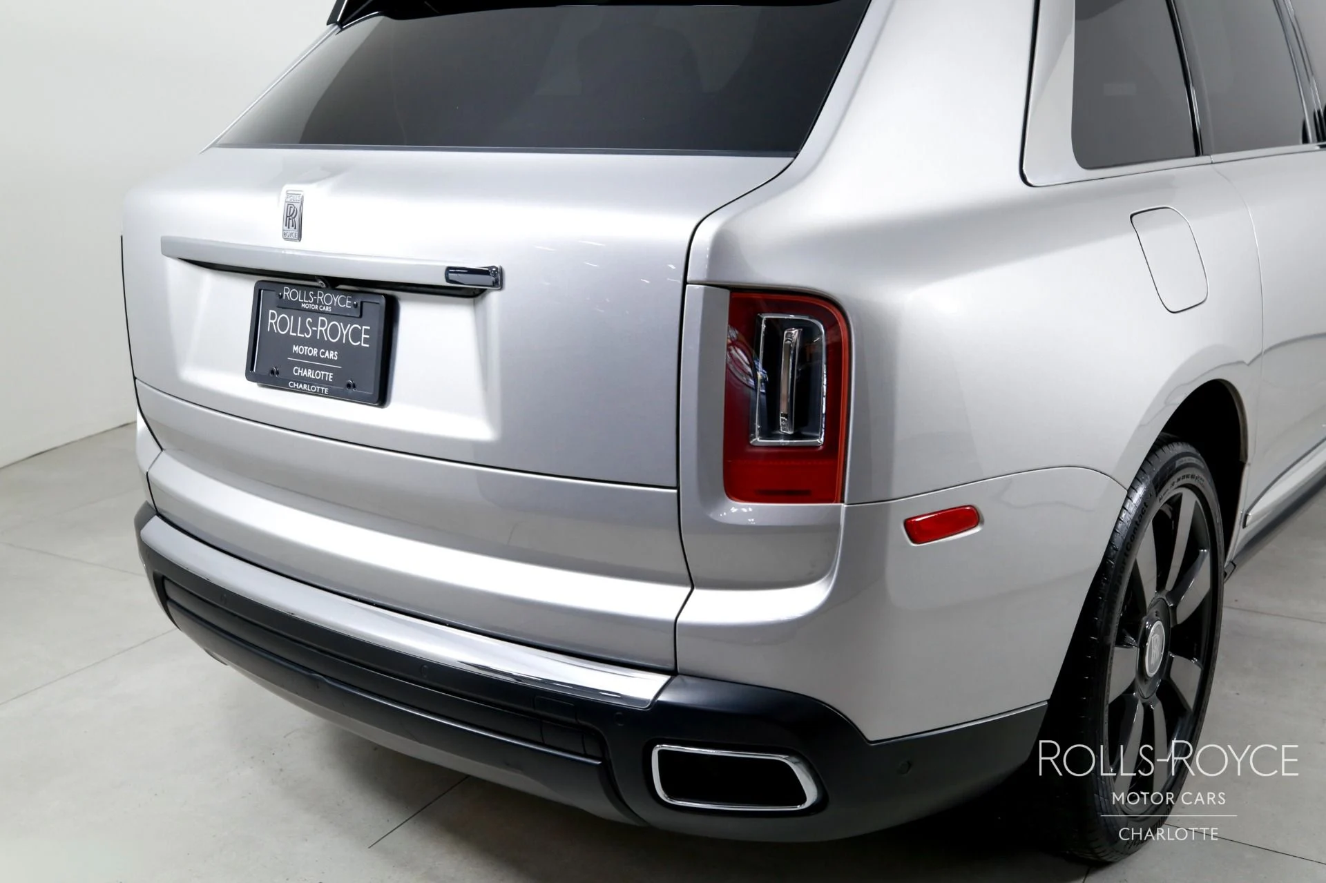 mph045_3811782157_Used_2021_Rolls_Royce_Cullinan_1771363967_b206c75841