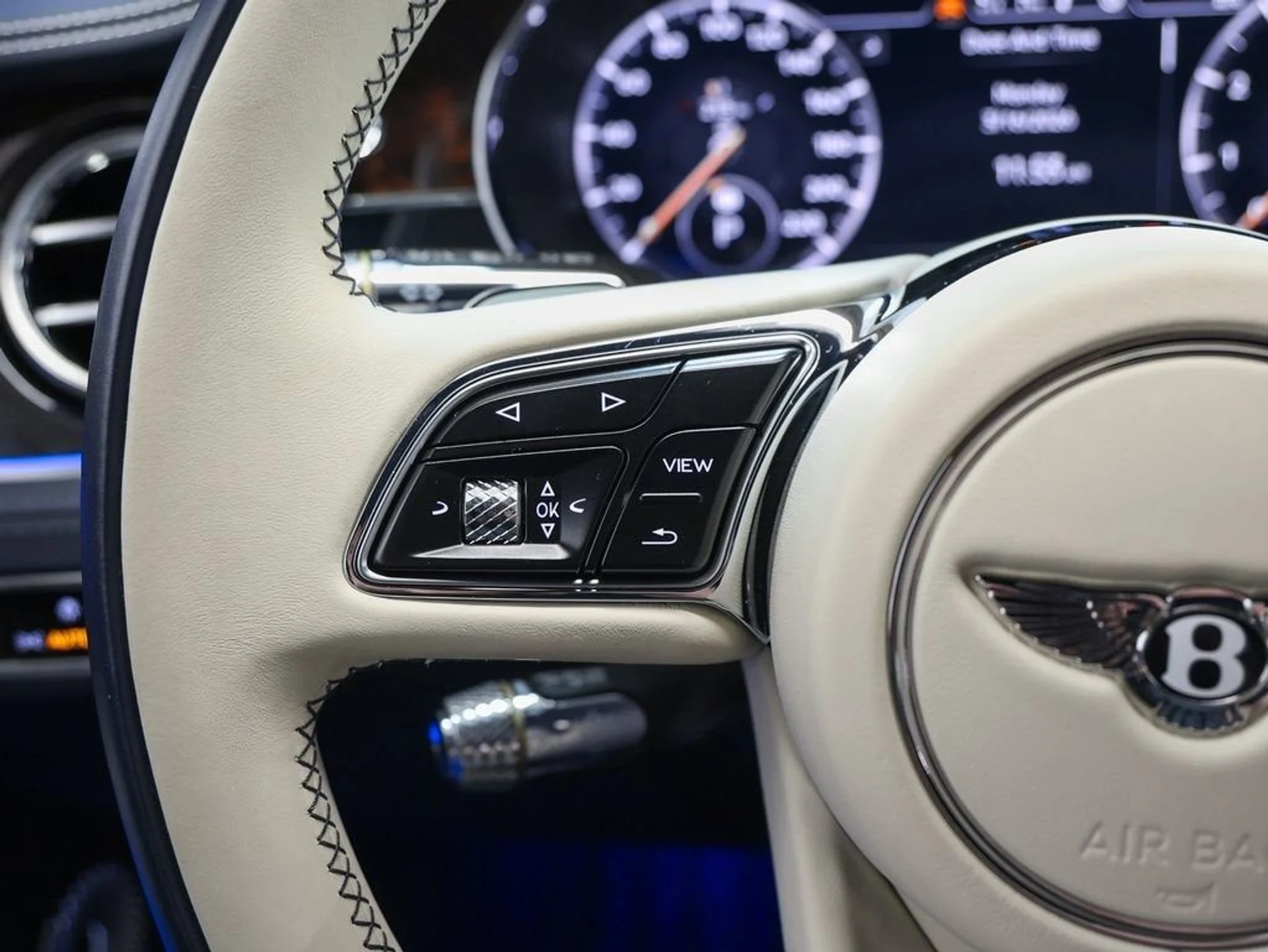 mph045_382326104_46_ecf011c2ff