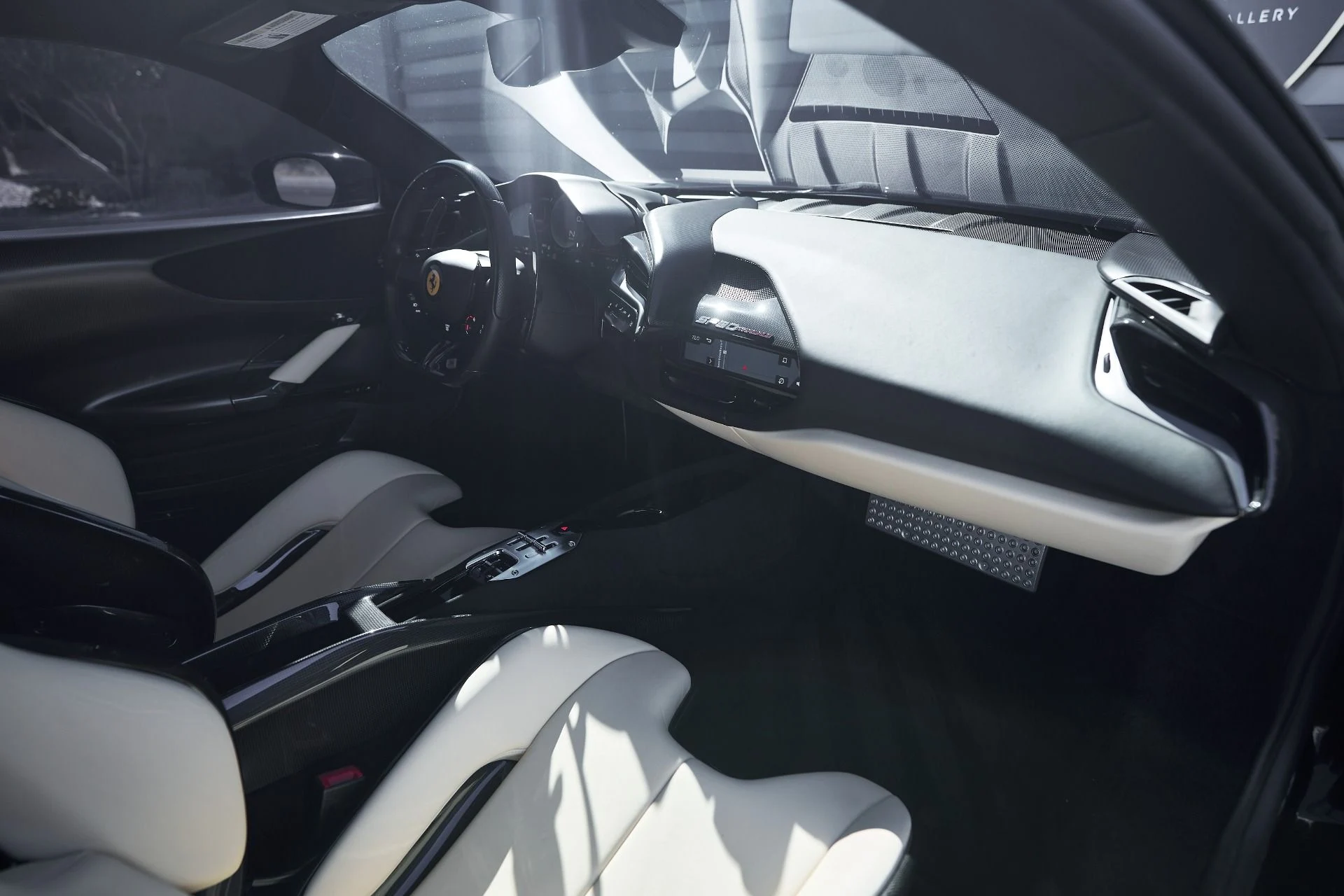 mph045_3827107223_Used_2022_Ferrari_SF_90_Stradale_Base_1760227009_4776b9e315