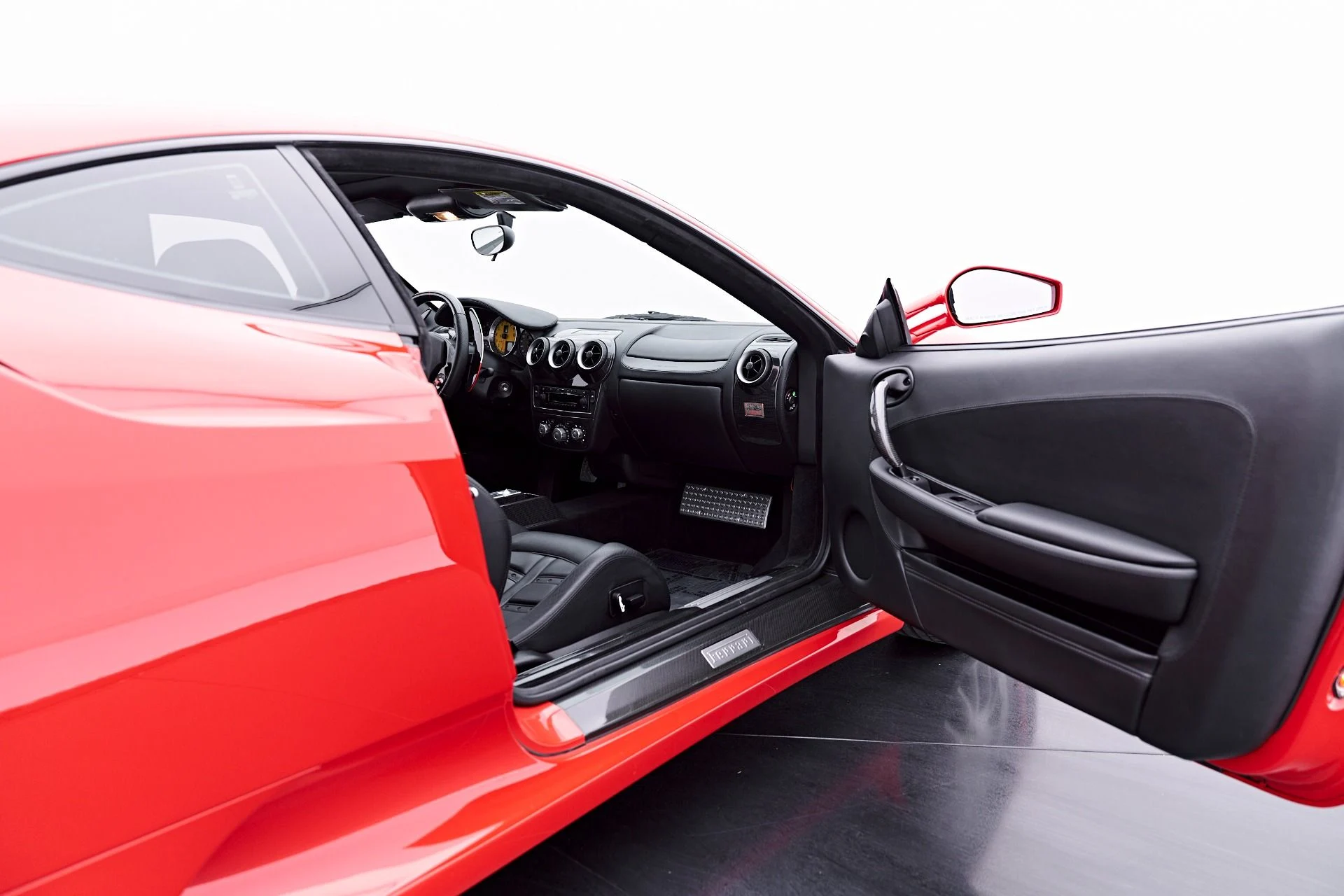 mph045_3839936896_Used_2006_Ferrari_F430_Berlinetta_1781025145_7f63aae179