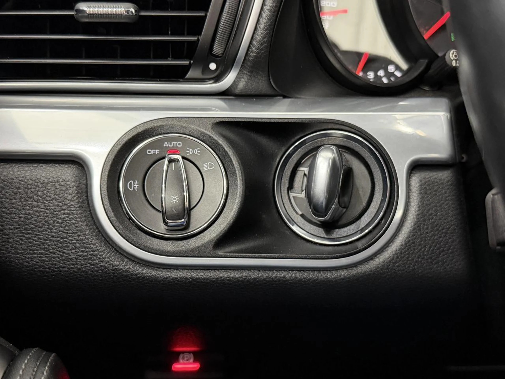 mph045_3845614695_85b7979eb5f8bbb43762a0b4c3266ce7_d56389e70d