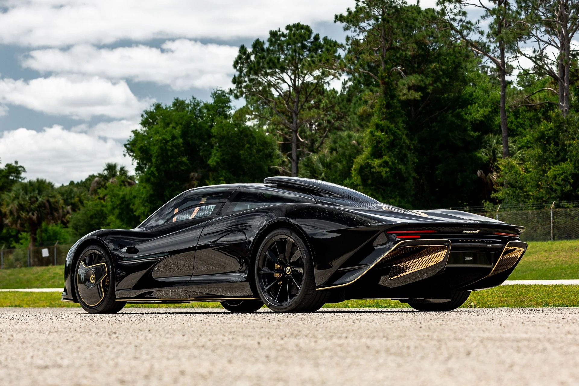 mph045_3872228460_Used_2020_Mc_Laren_Speedtail_XP_10_Bespoke_ba25a5e842