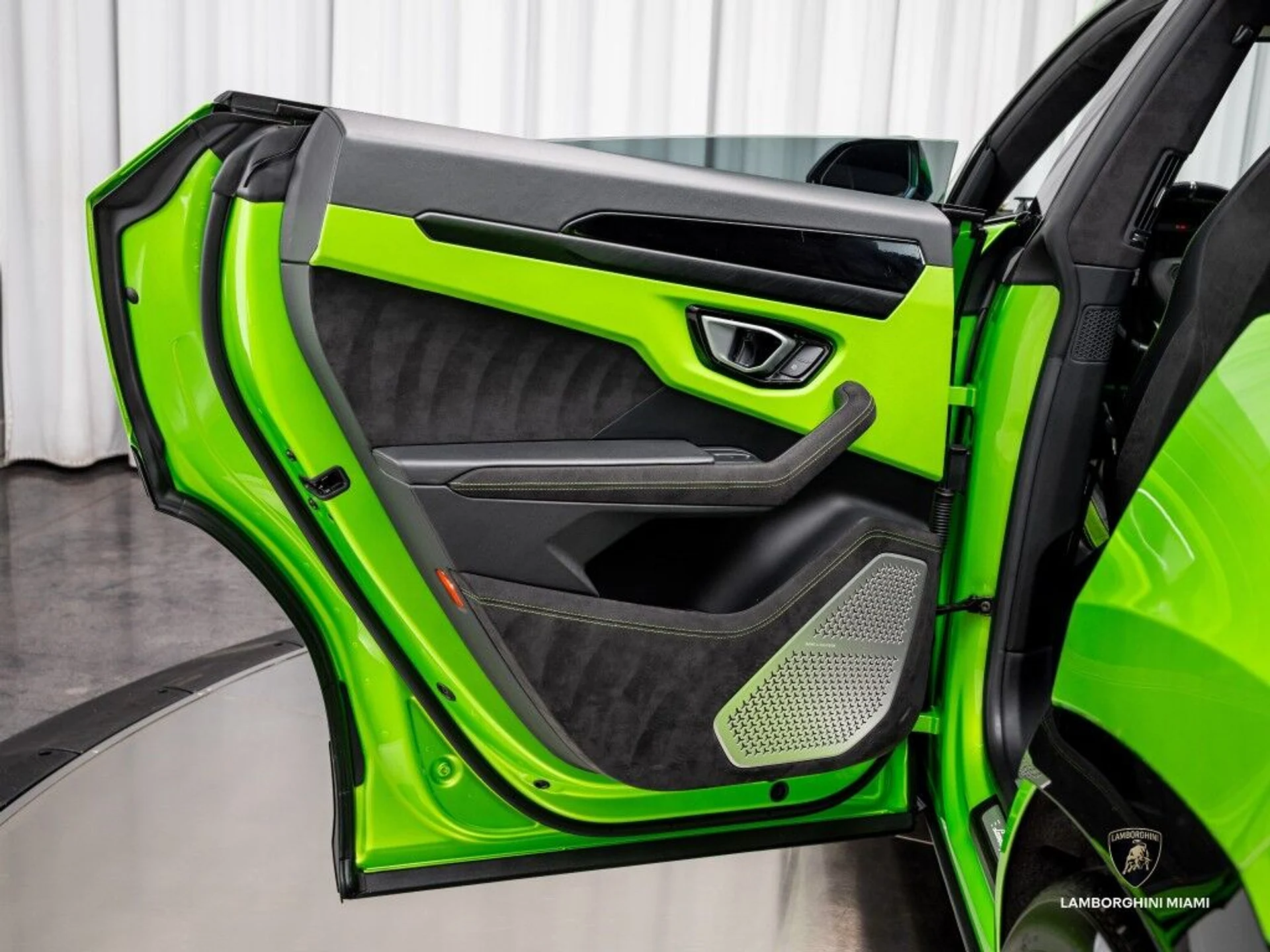 mph045_3876854798_f1617f6fdccc1360e8fc7adc21e75c26_a3c44b2183