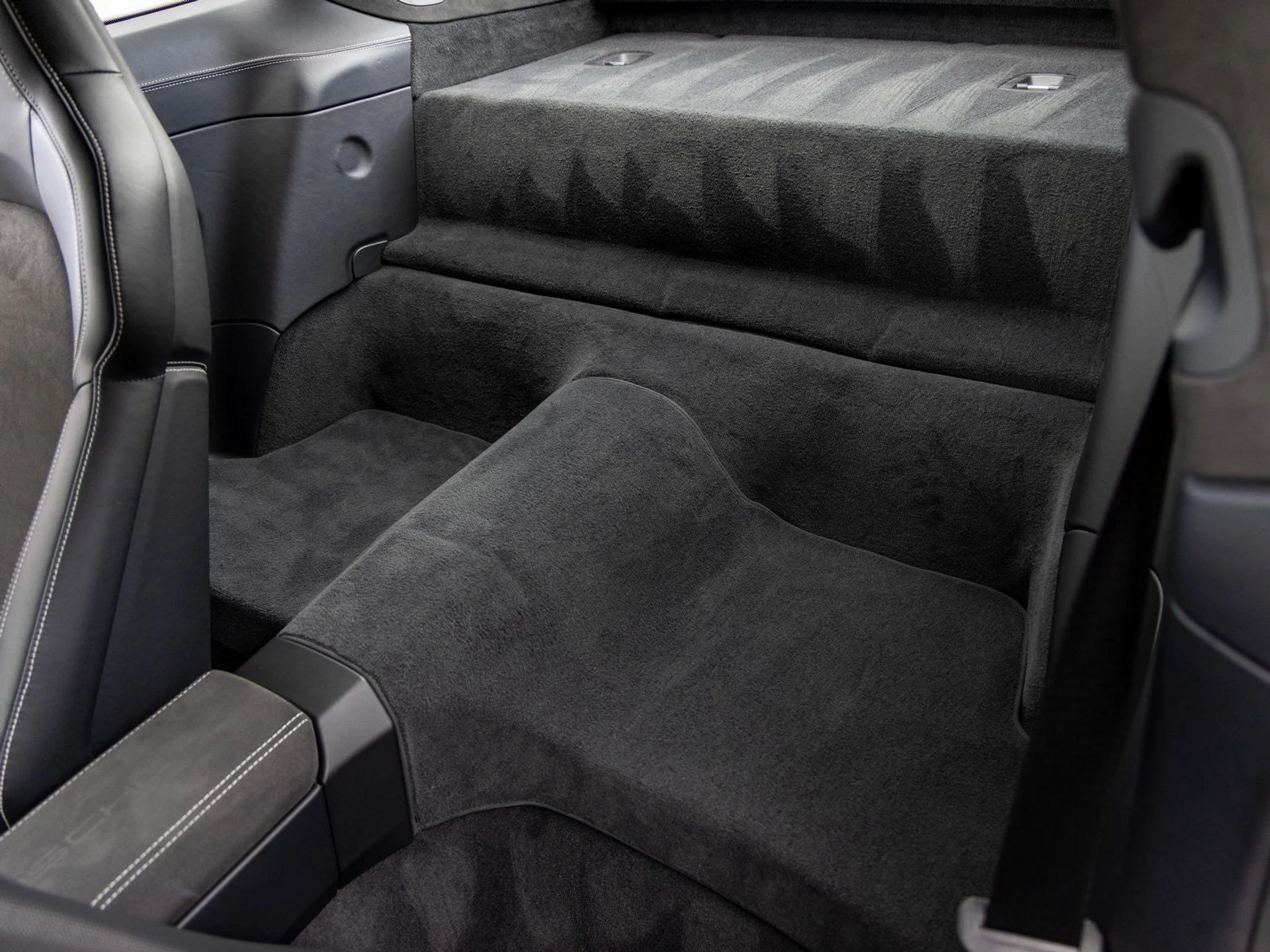 mph045_388529471_46_17e33382a4