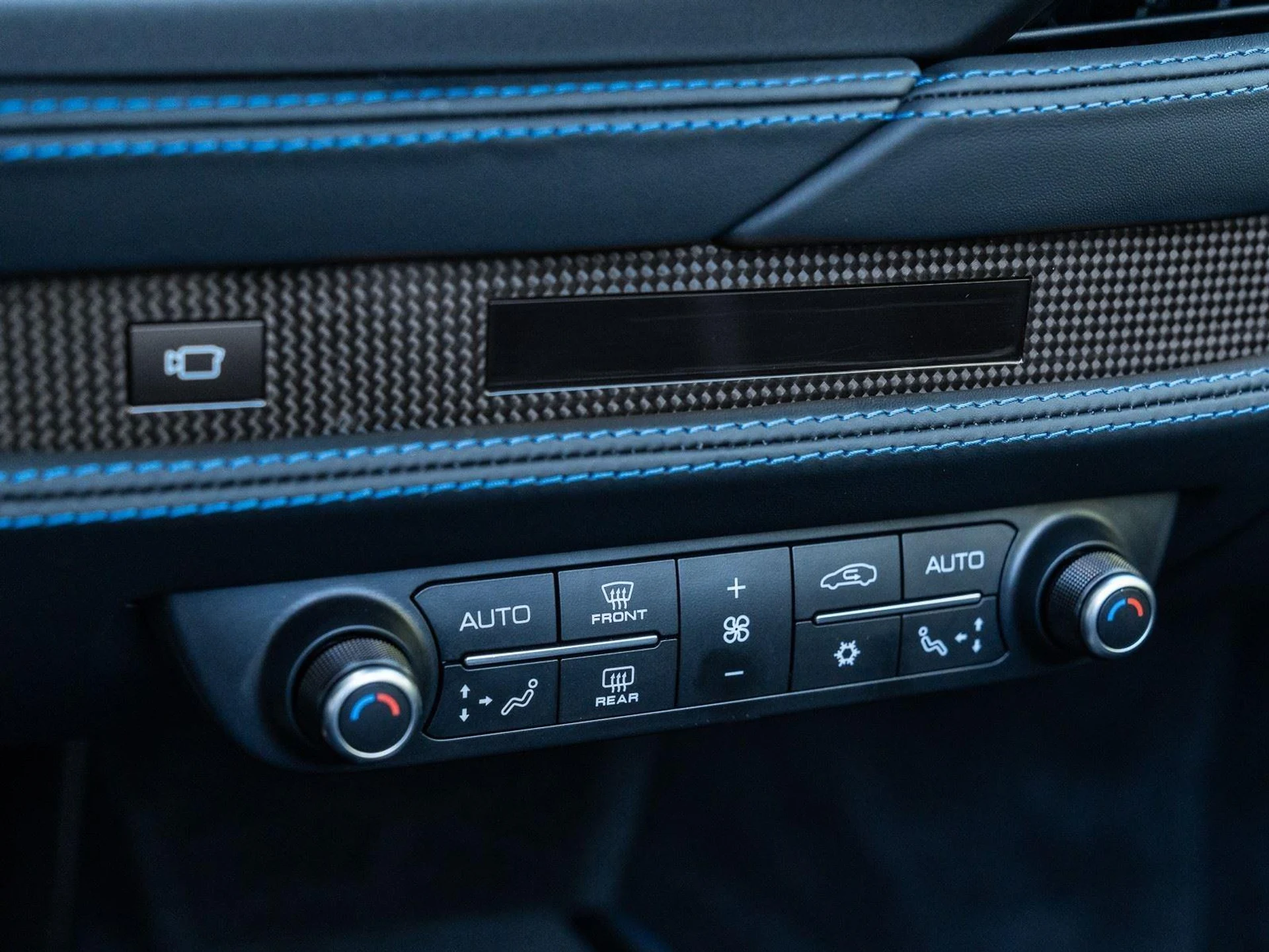 mph045_3885390288_Used_2021_Ferrari_F8_Spider_1773864569_5e4ab6abdb