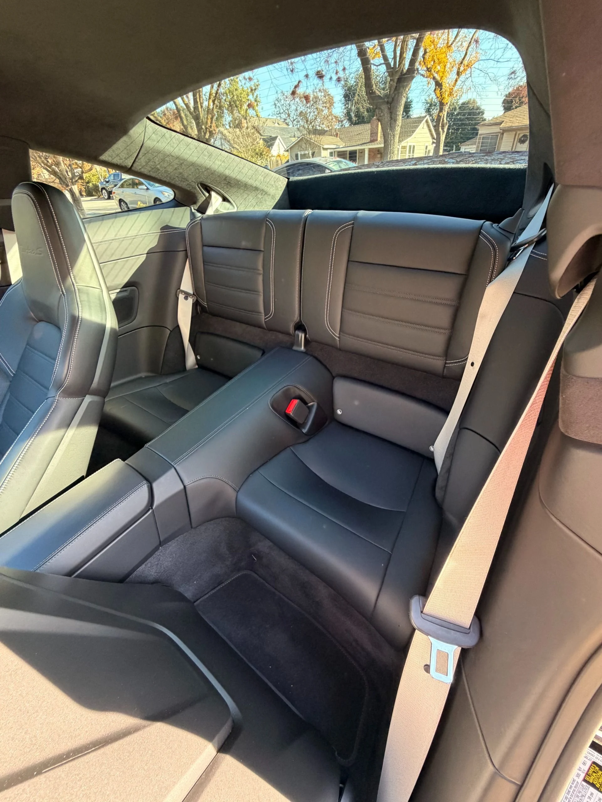 mph045_3891255705_Used_2021_Porsche_911_Turbo_S_1766101435_1f7a9210ca