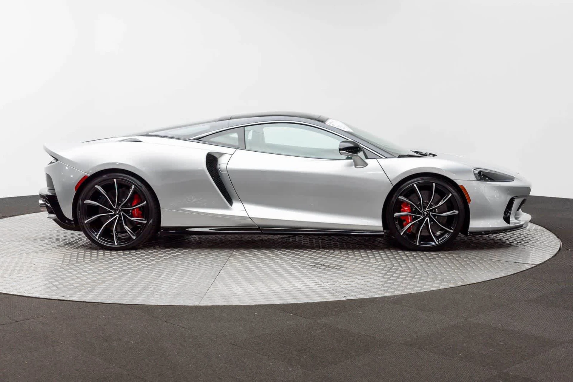 mph045_3905754013_46_5d0b4b36a0