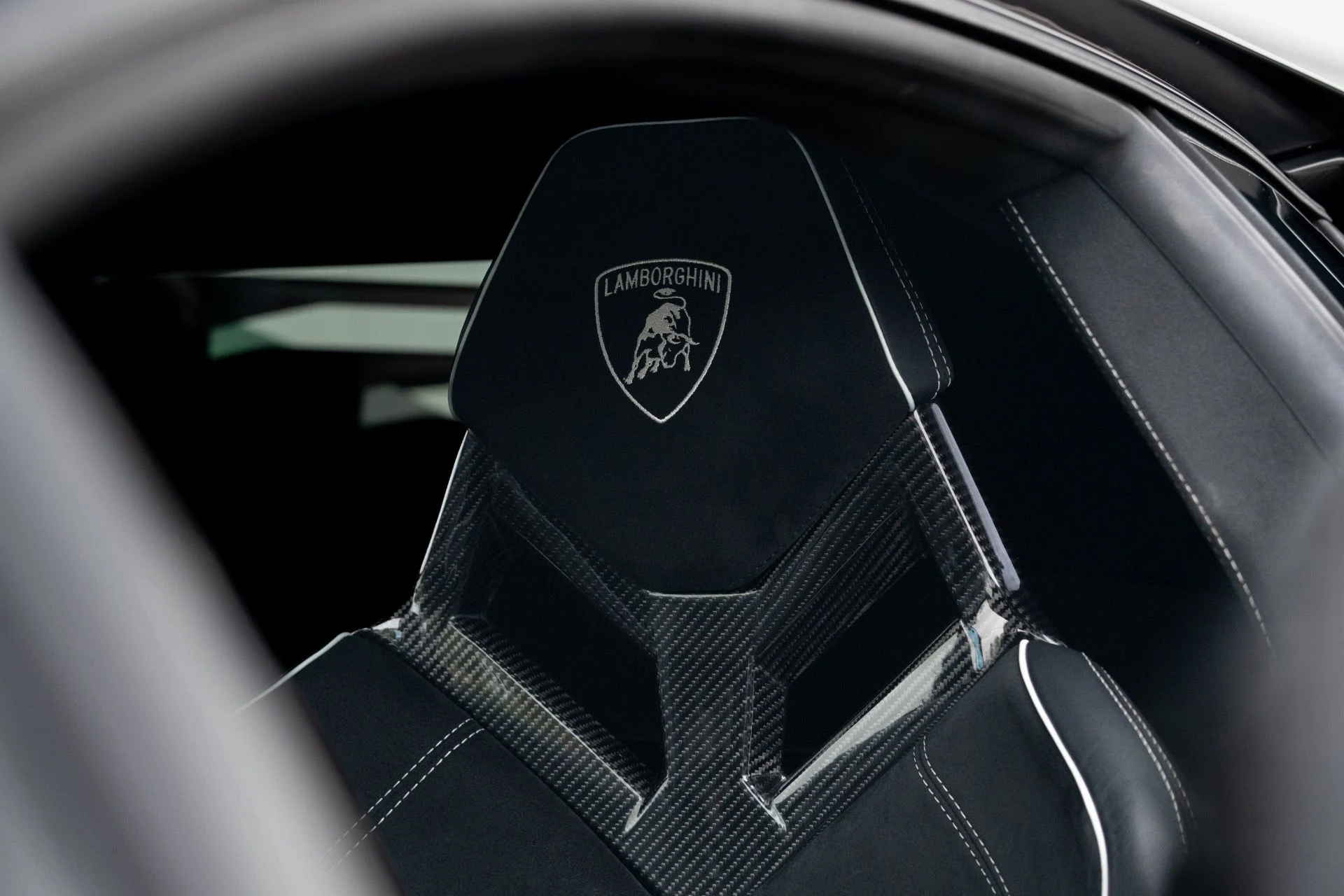 mph045_3948729113_Used_2016_Lamborghini_Aventador_LP_750_4_SV_1768280004_a242c6bde7