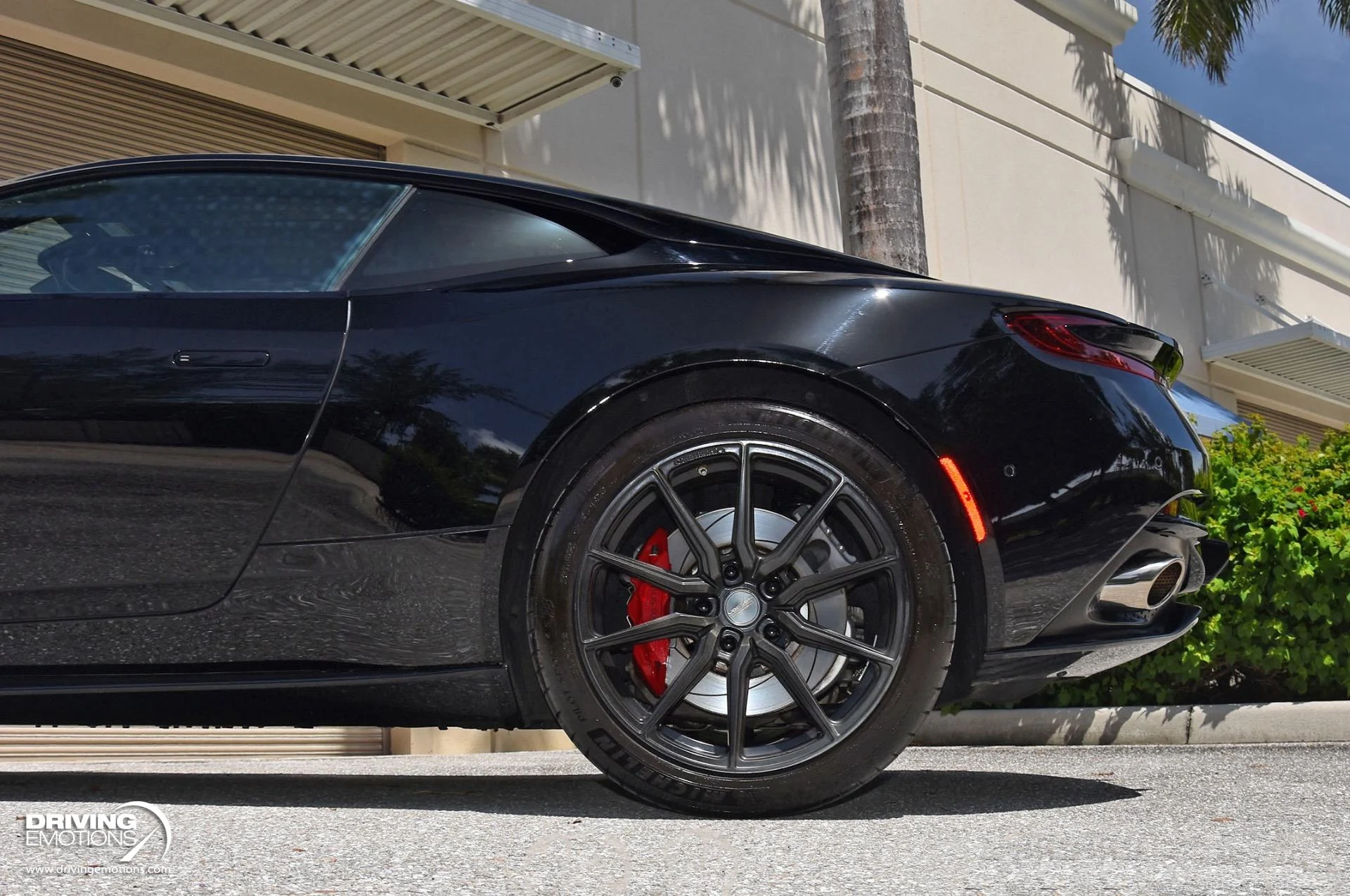 mph045_3951585626_861_p46_l_94d7735f4d