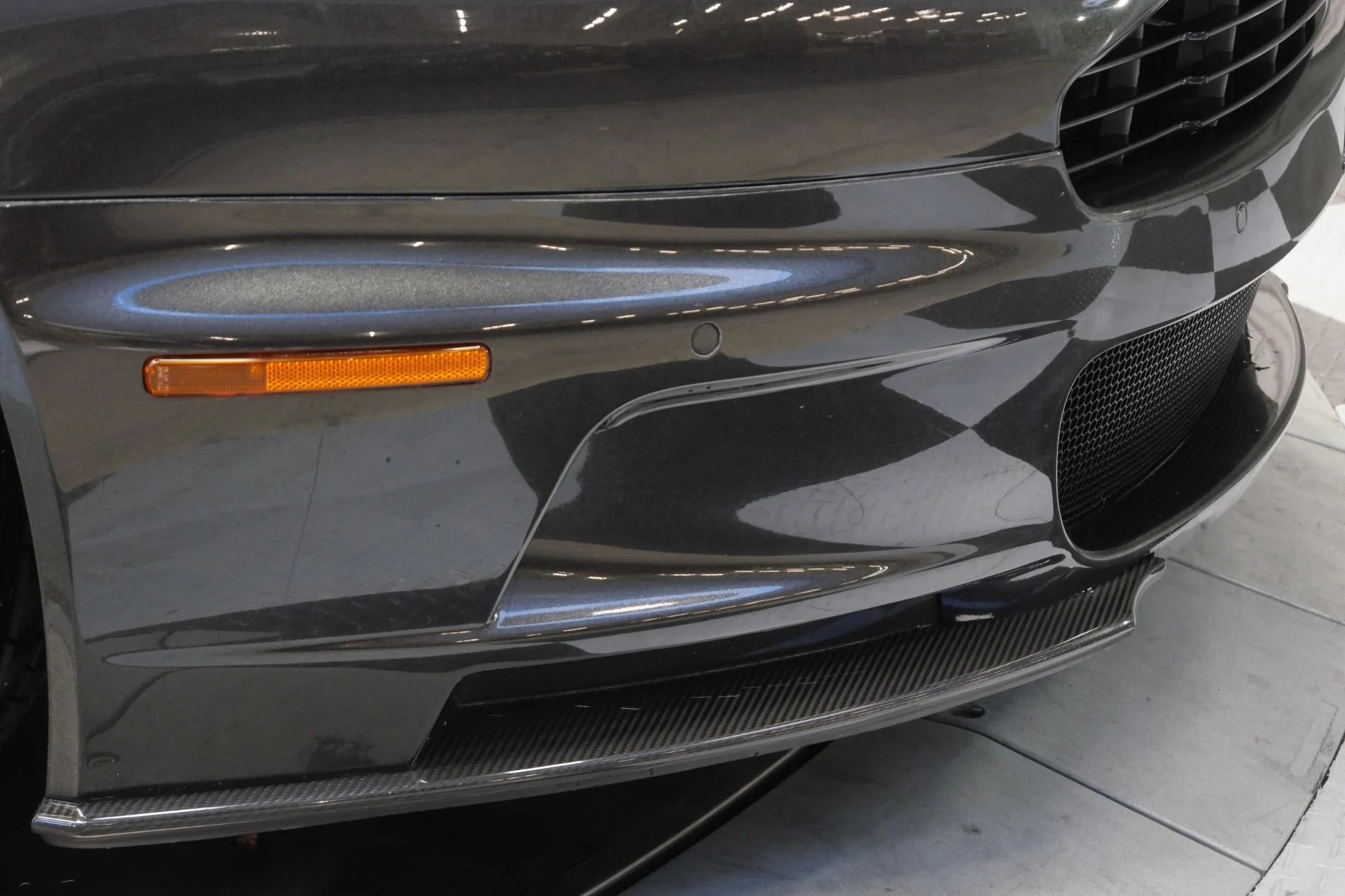 mph045_3953676481_Used_2012_Aston_Martin_DBS_Carbon_Edition_1761154594_3937e02b49