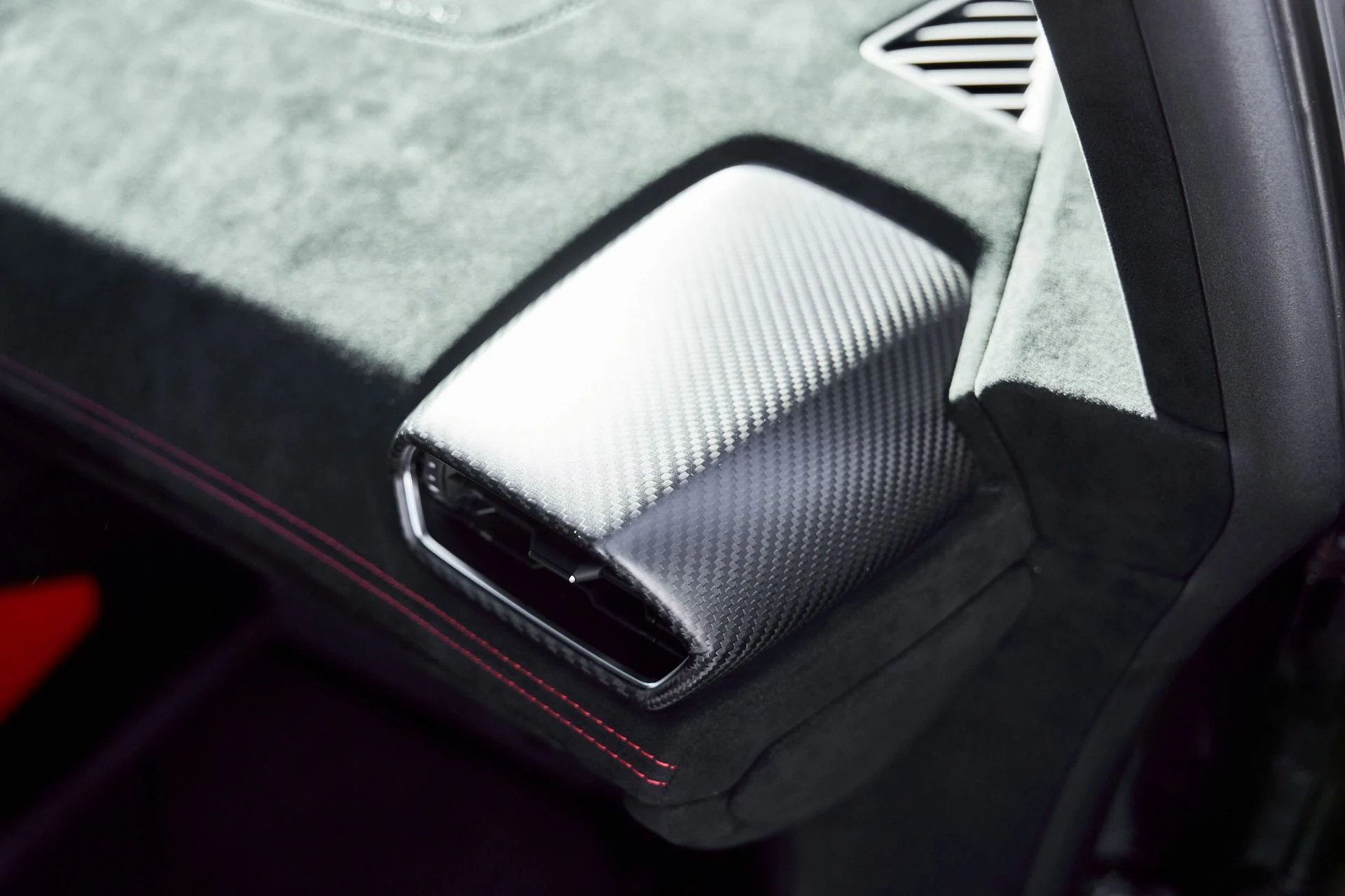 mph045_396224448_Used_2023_Lamborghini_Huracan_STO_Base_1771381304_90901698ee