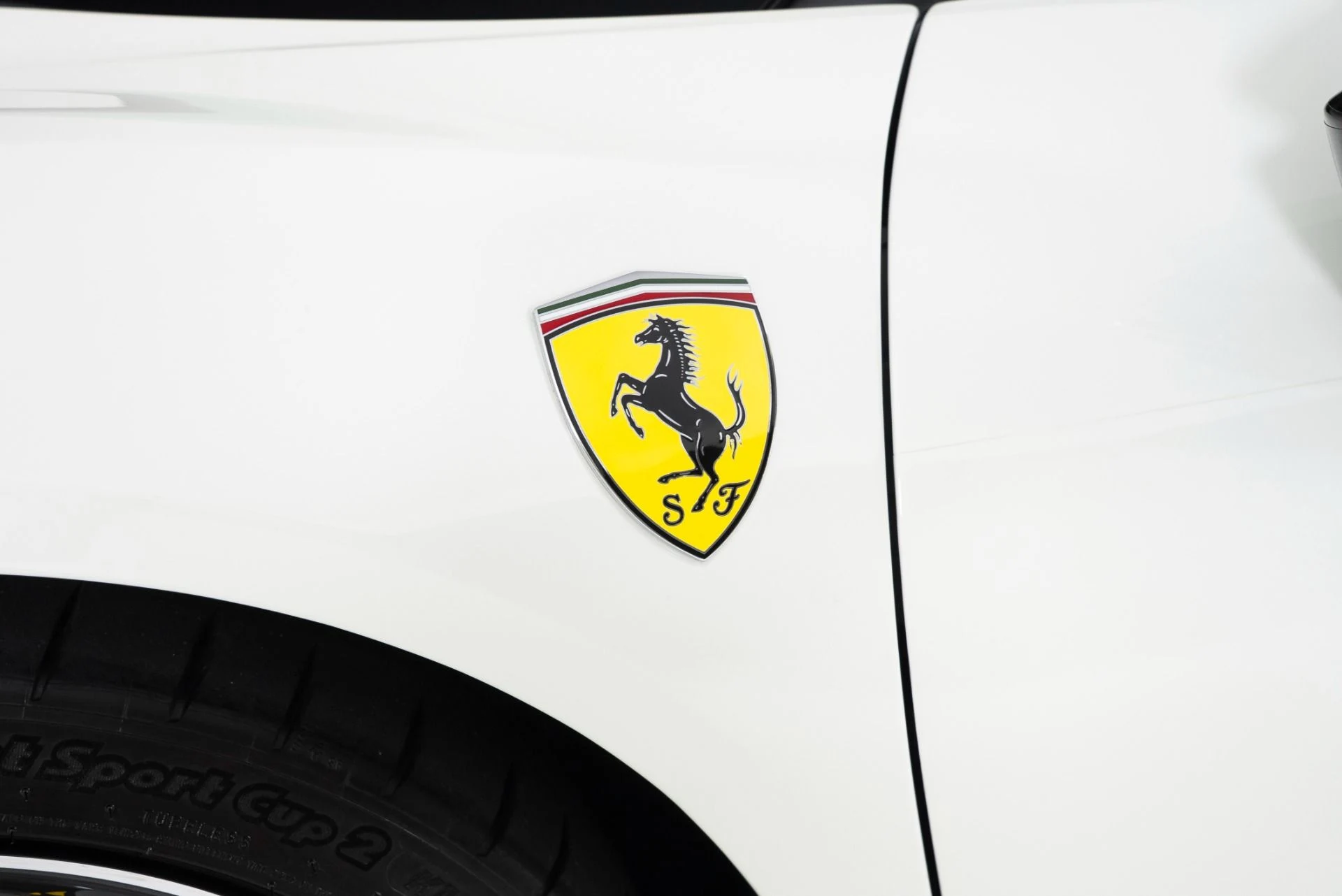 mph045_3967165_Used_2024_Ferrari_SF_90_Spider_1755801543_31e45ac0a1