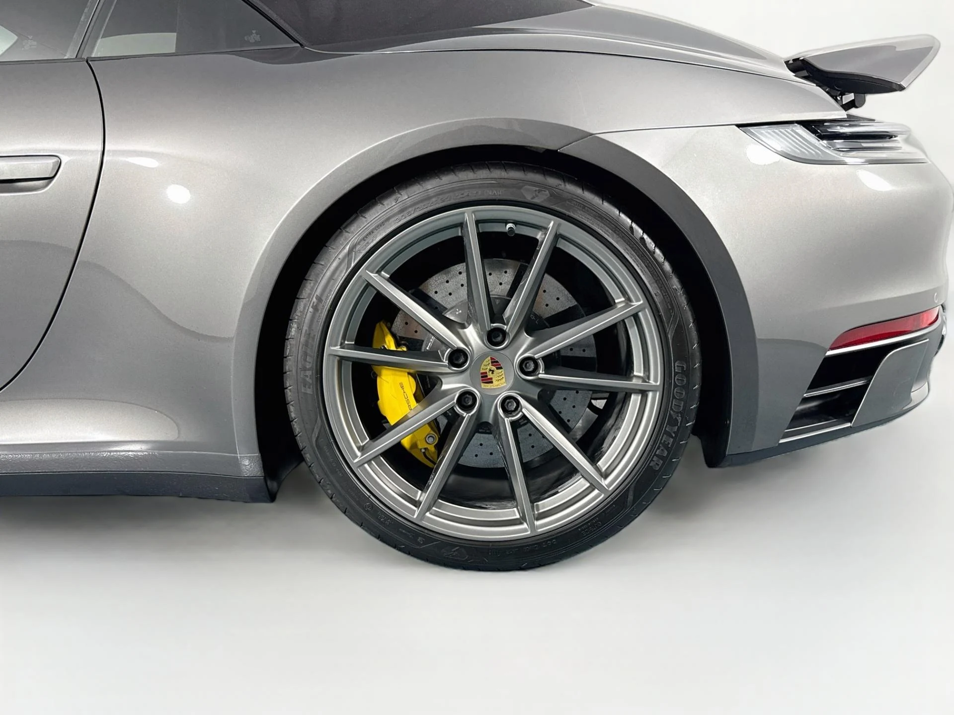 mph045_3972723936_Used_2020_Porsche_911_Carrera_S_1788553611_5f8b8bcb05