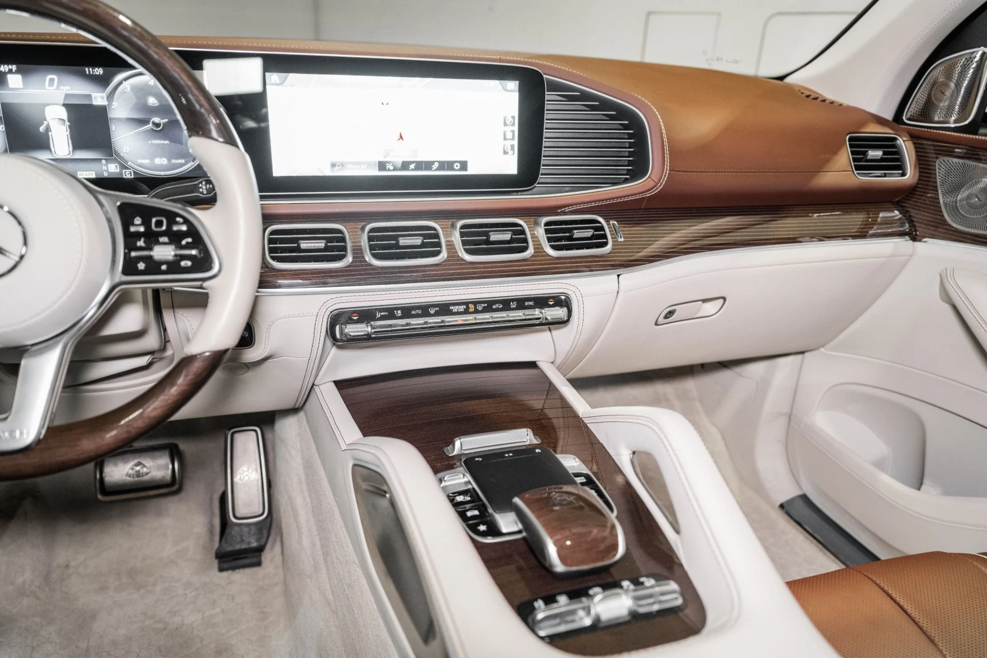 mph045_3978958952_Used_2022_Mercedes_Benz_GLS_Maybach_GLS_600_1761673303_d21560b2bc