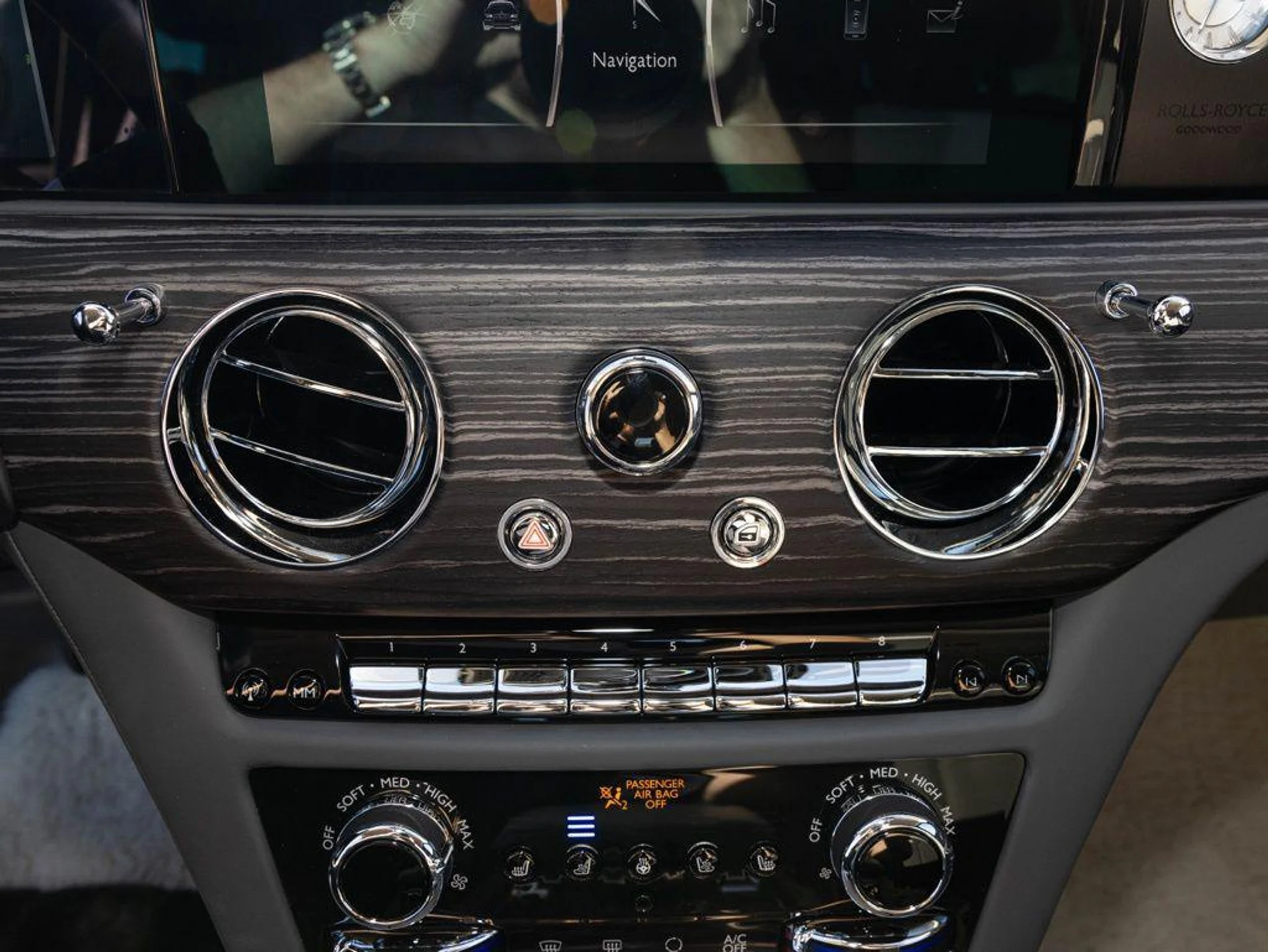 mph045_3993624651_499801363_69a752eccb60012ee7110d1f_b23c69c343