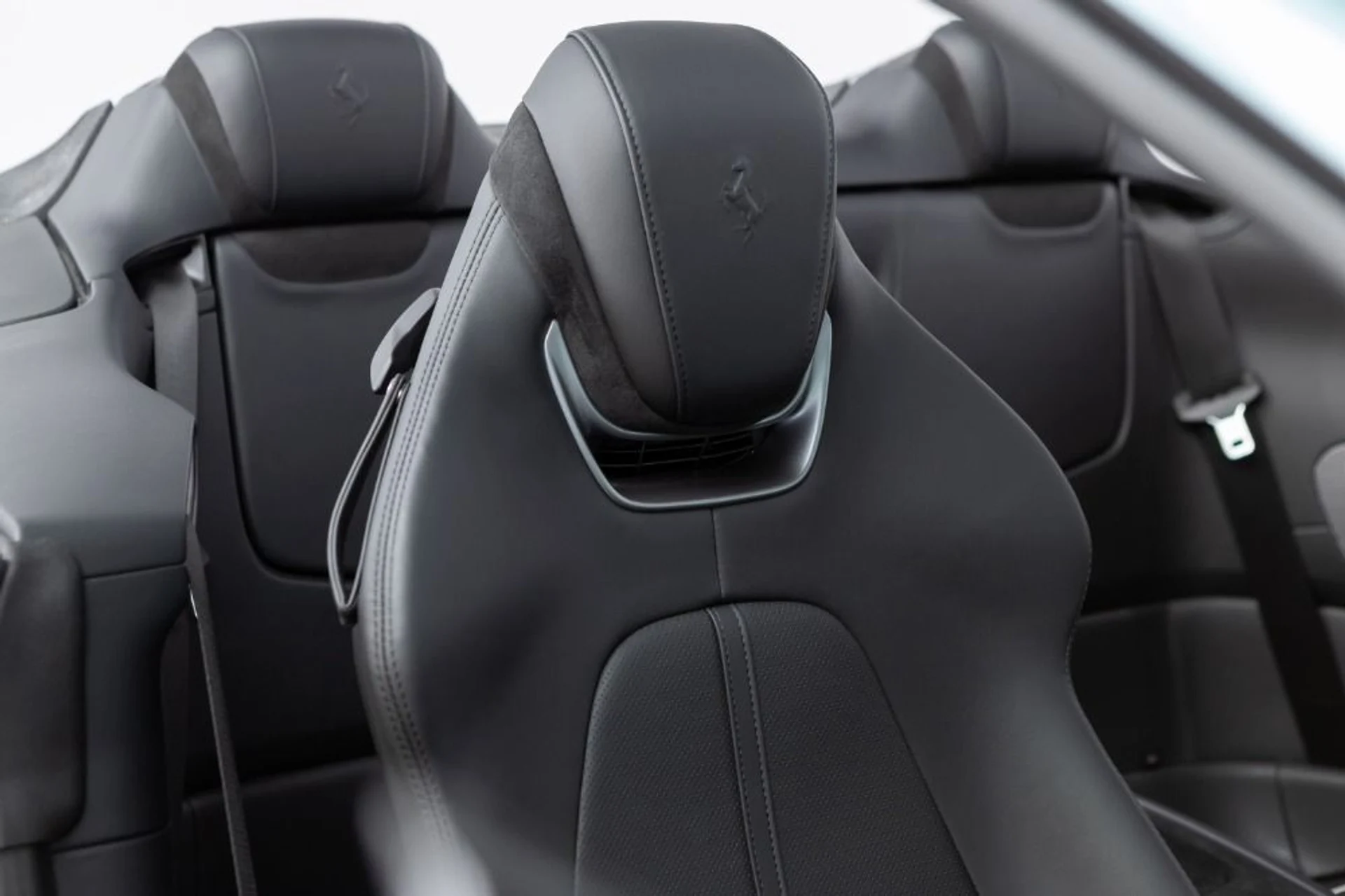 mph045_4015679296_Used_2024_Ferrari_Roma_Spider_ddd7778fc6