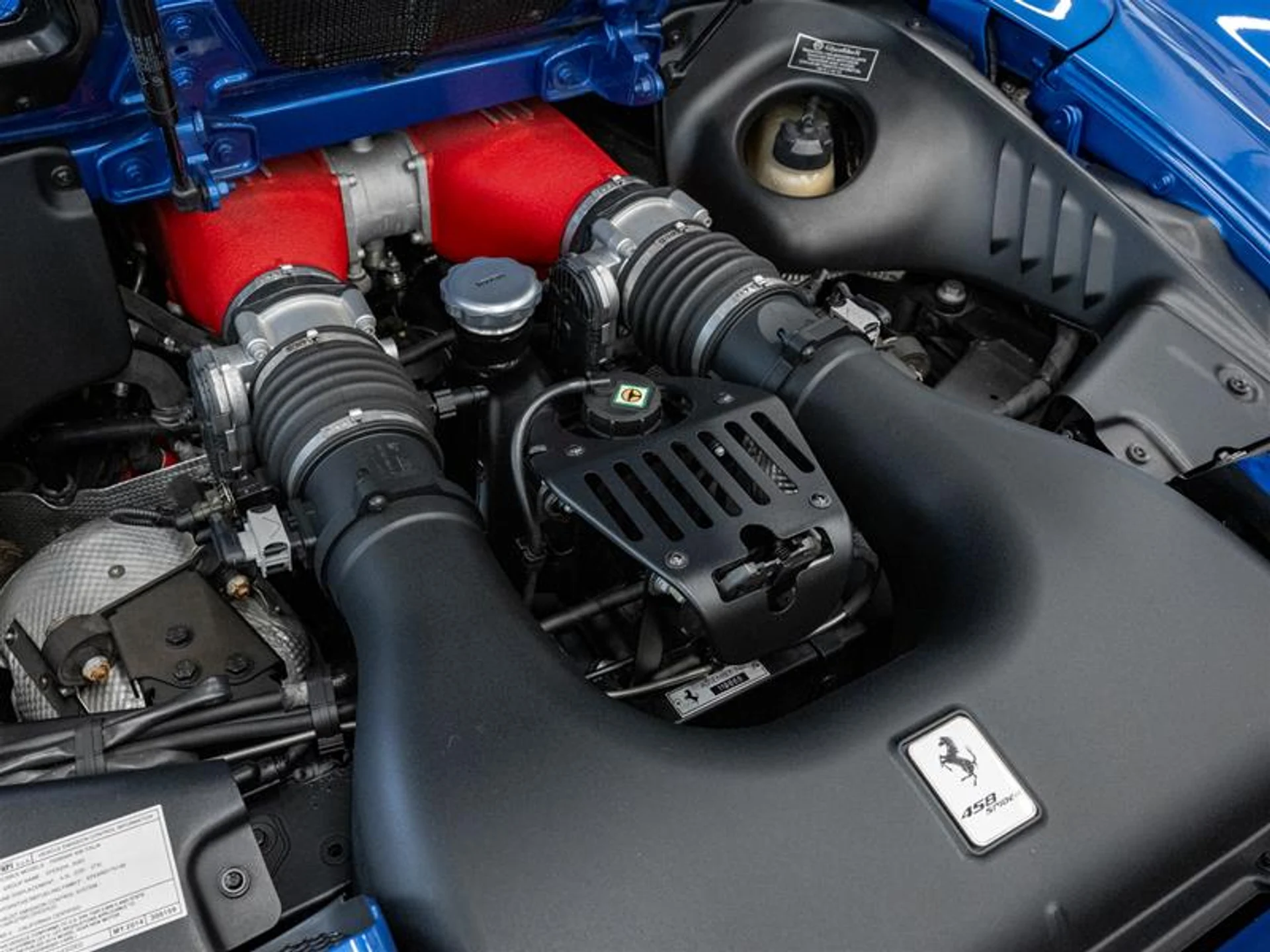 mph045_40284735_11907772_1640334143_8158a8953f