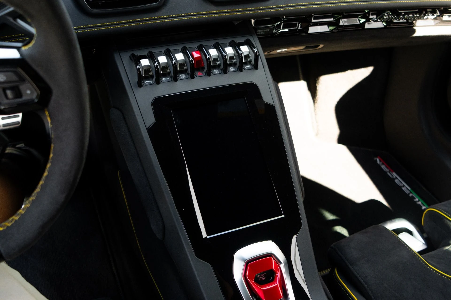 mph045_4035677925_Used_2022_Lamborghini_Huracan_EVO_1764129423_d1df03793c