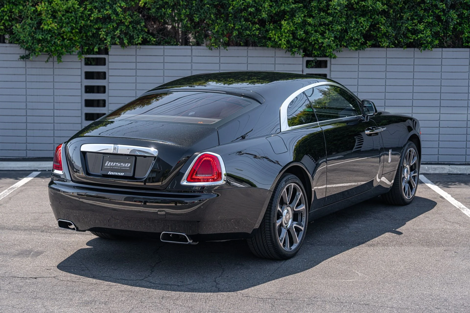 mph045_4037933680_Used_2018_Rolls_Royce_Wraith_1752607032_1c15045c54