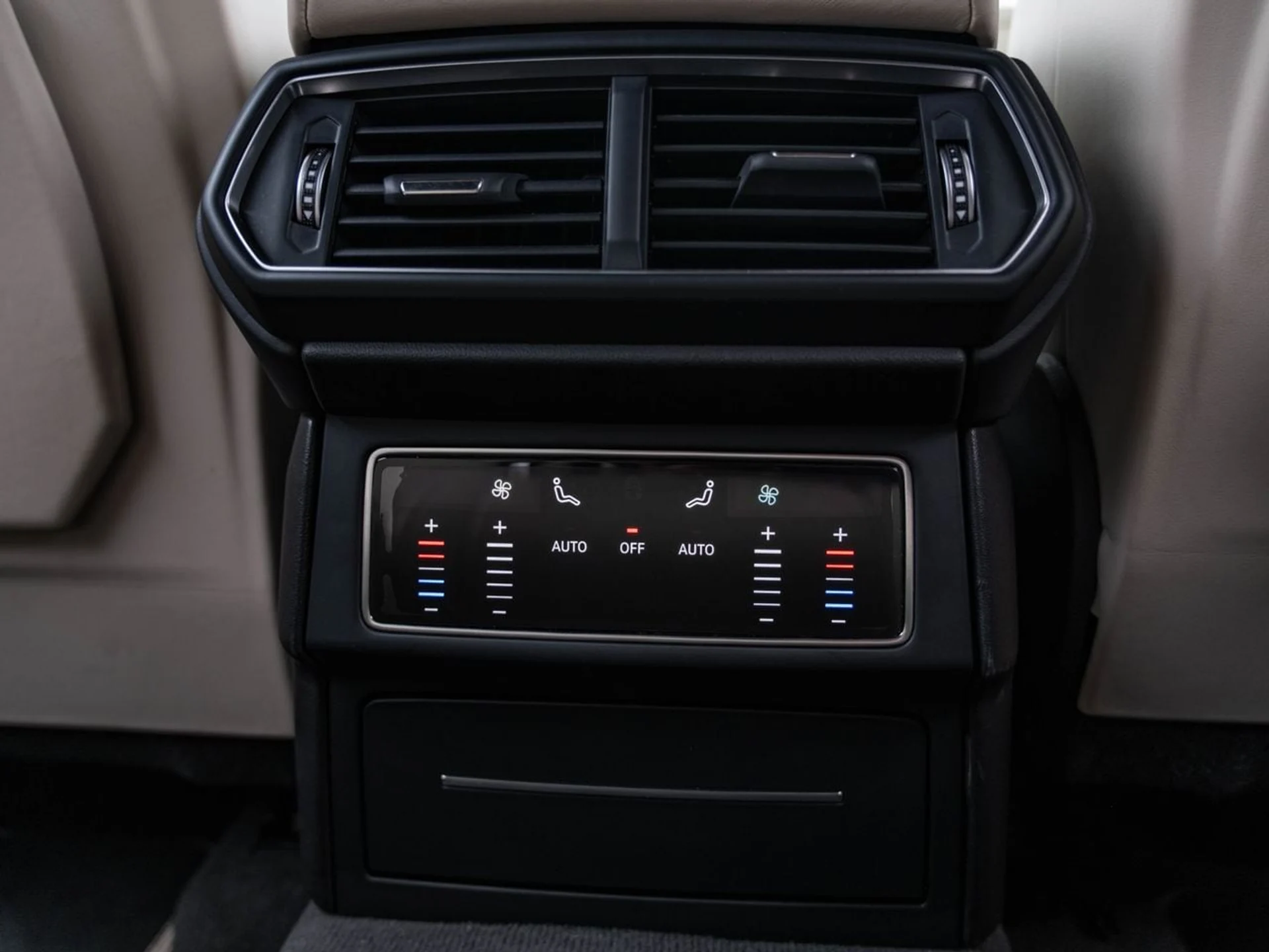 mph045_4055576389_13c4f9b82e57516c5c06dae0759611b6x_dfc74cc06e