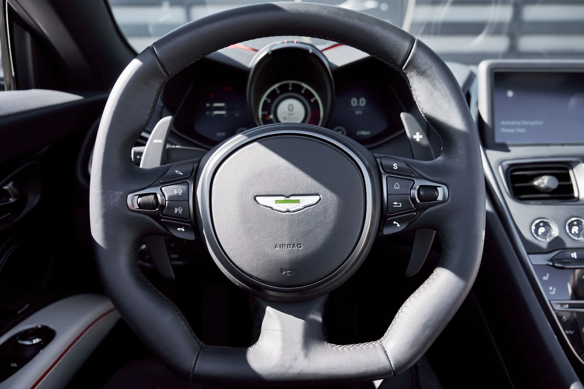 mph045_4064655817_Used_2023_Aston_Martin_DBS_Volante_1770513079_468a98d139