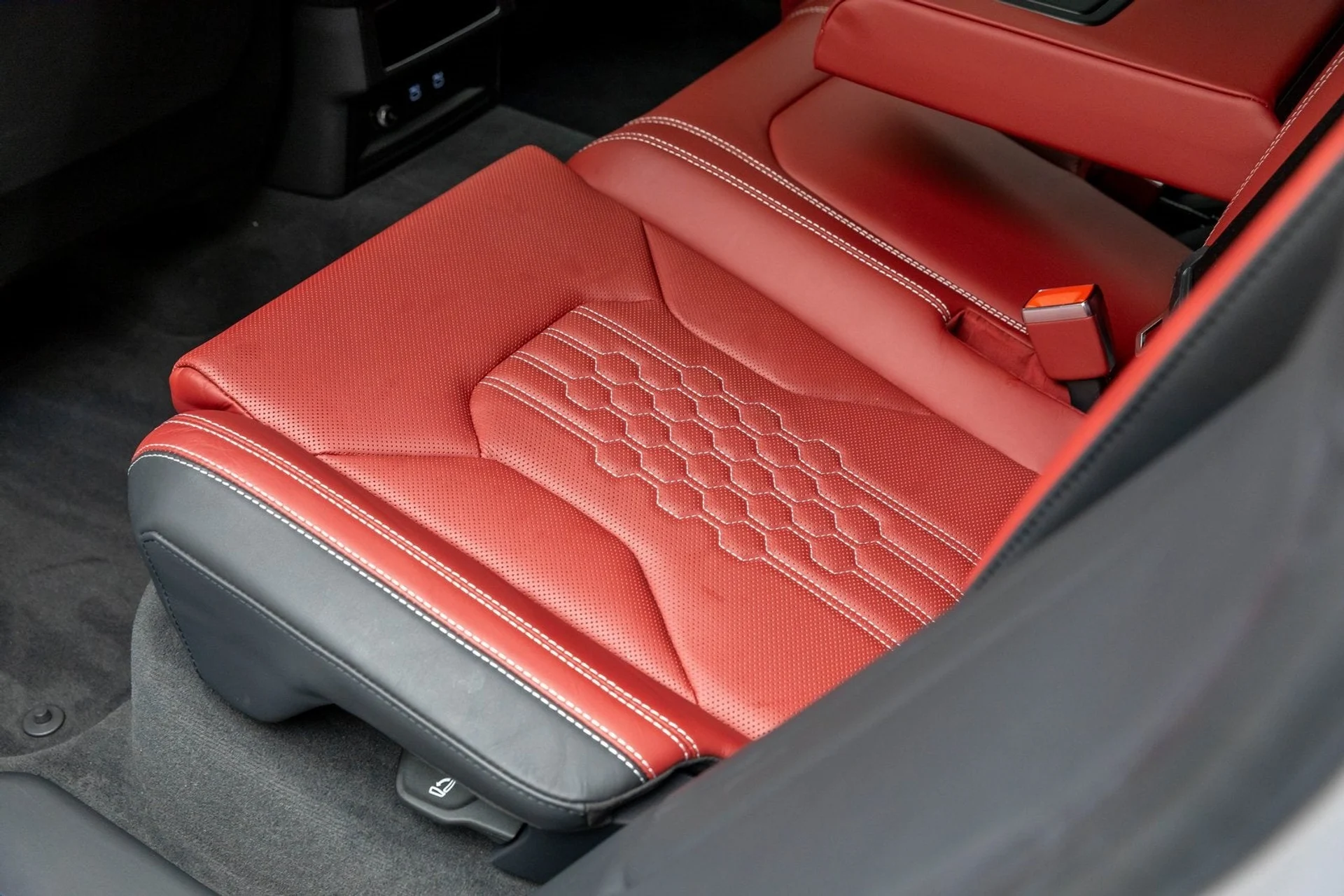 mph045_4065264486_46_8f6556431d