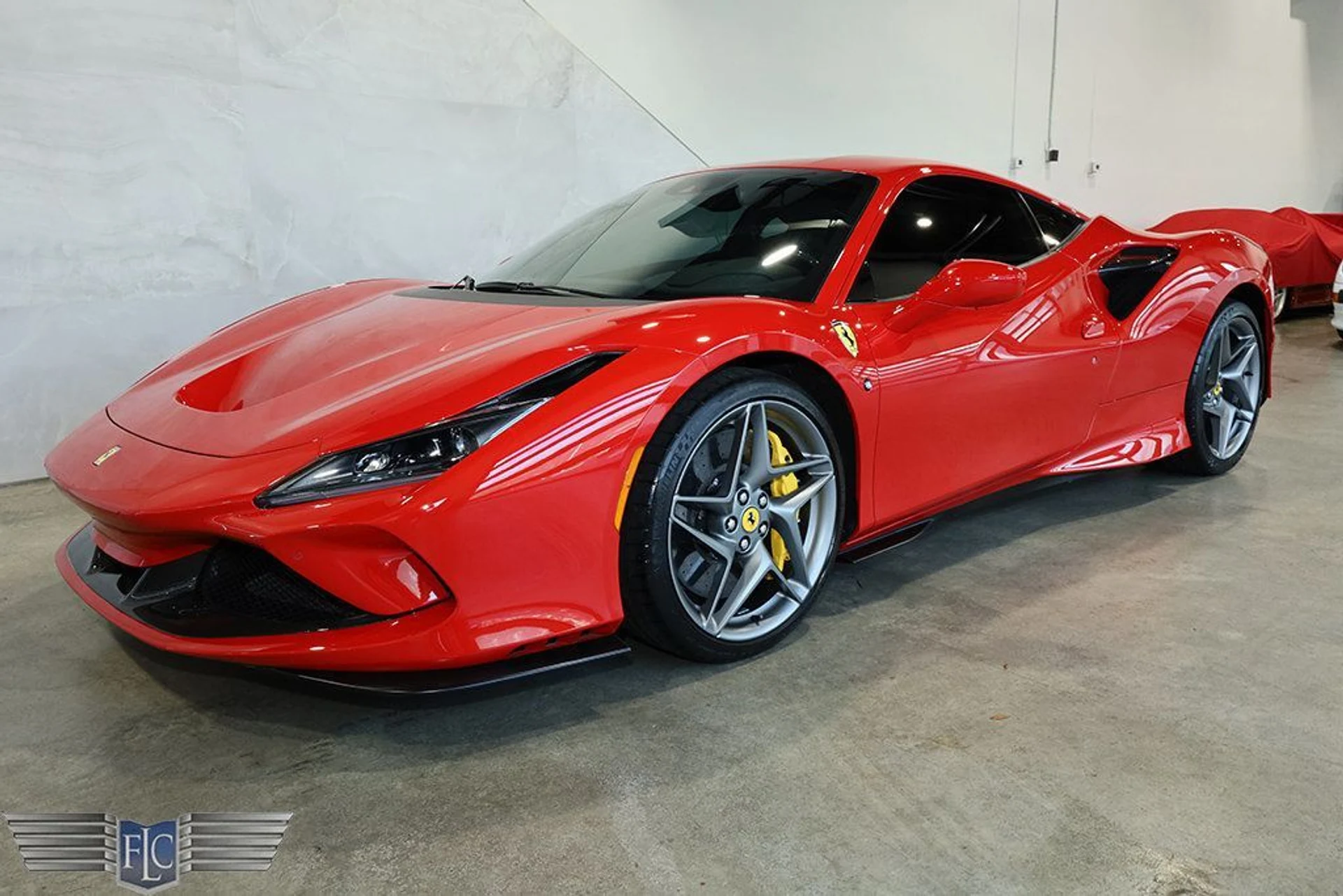 mph045_4078292440_used_2020_ferrari_f8_tributo_coupe_9689_22891893_46_1024_2665369282