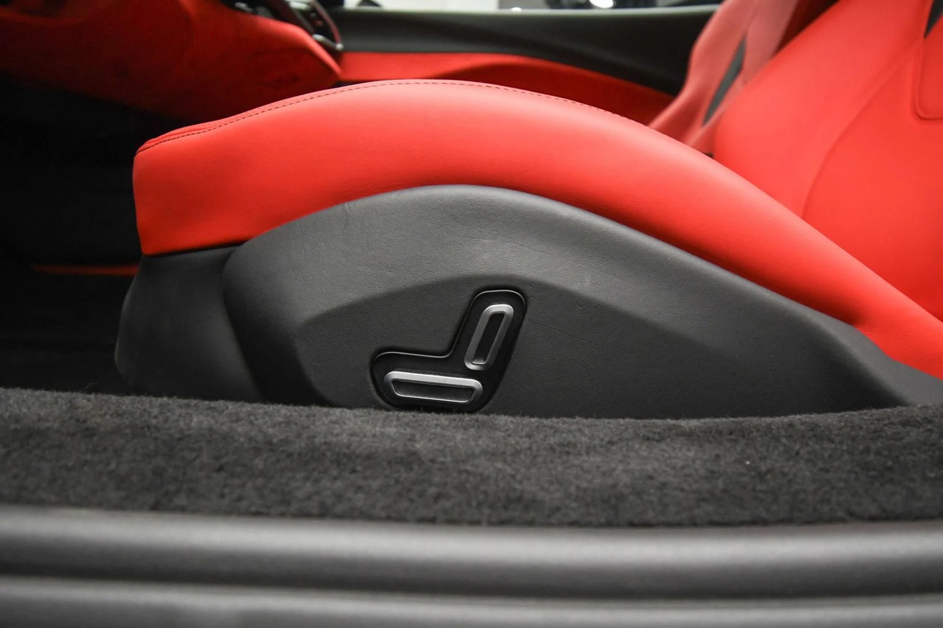 mph045_4091932369_Used_2024_Ferrari_296_GTB_in_Nero_1740646655_5f462c79b5
