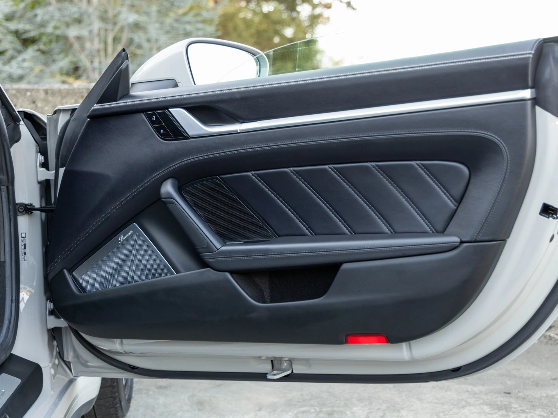 mph045_4106536388_46_c6aab9ad89